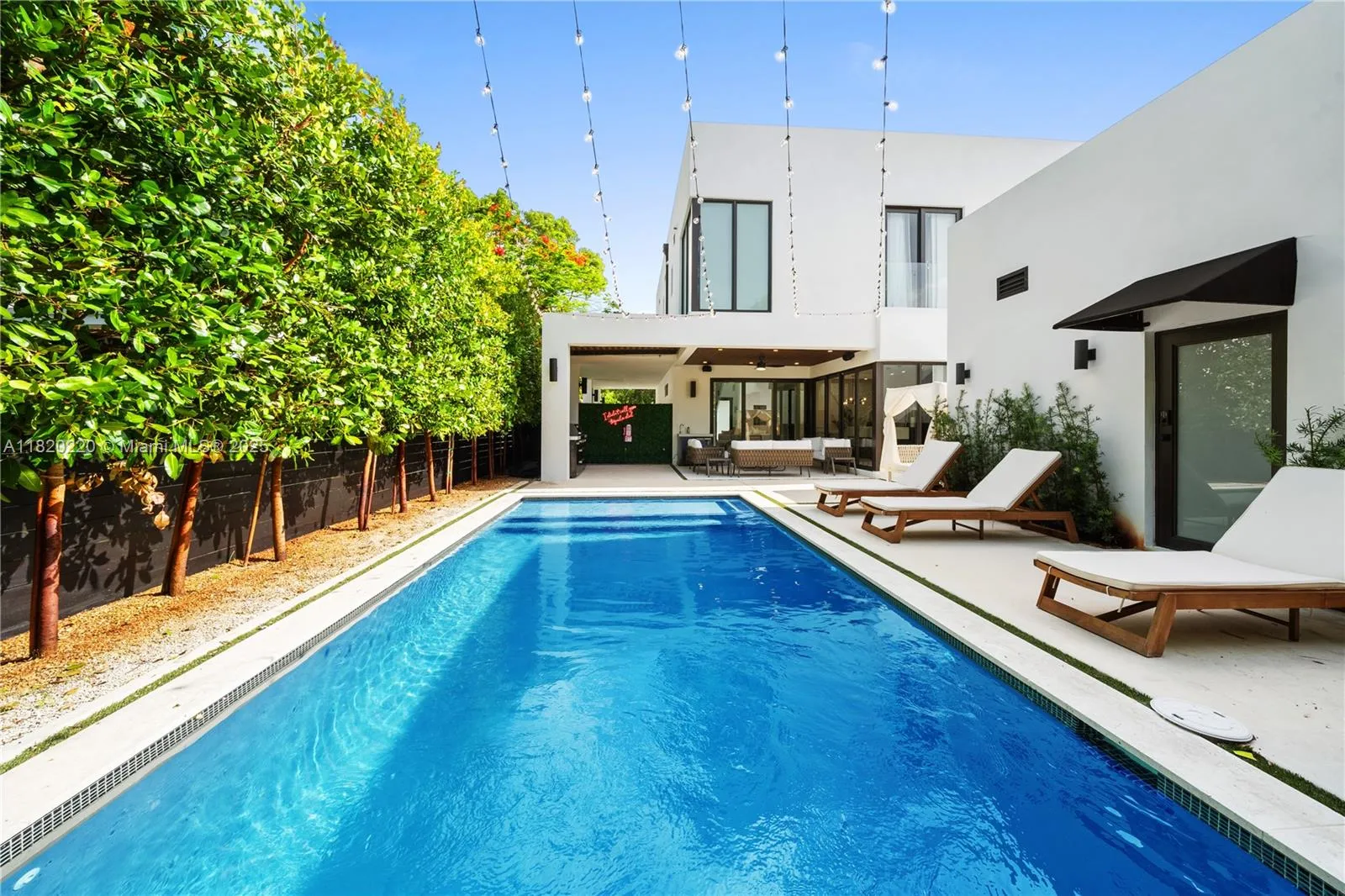 550 Nw 42nd St, Miami, Florida 33127, Miami, Florida 33127, 6 Bedrooms Bedrooms, ,5 BathroomsBathrooms,Residential Lease,For Rent,550 Nw 42nd St, Miami, Florida 33127,A11820220