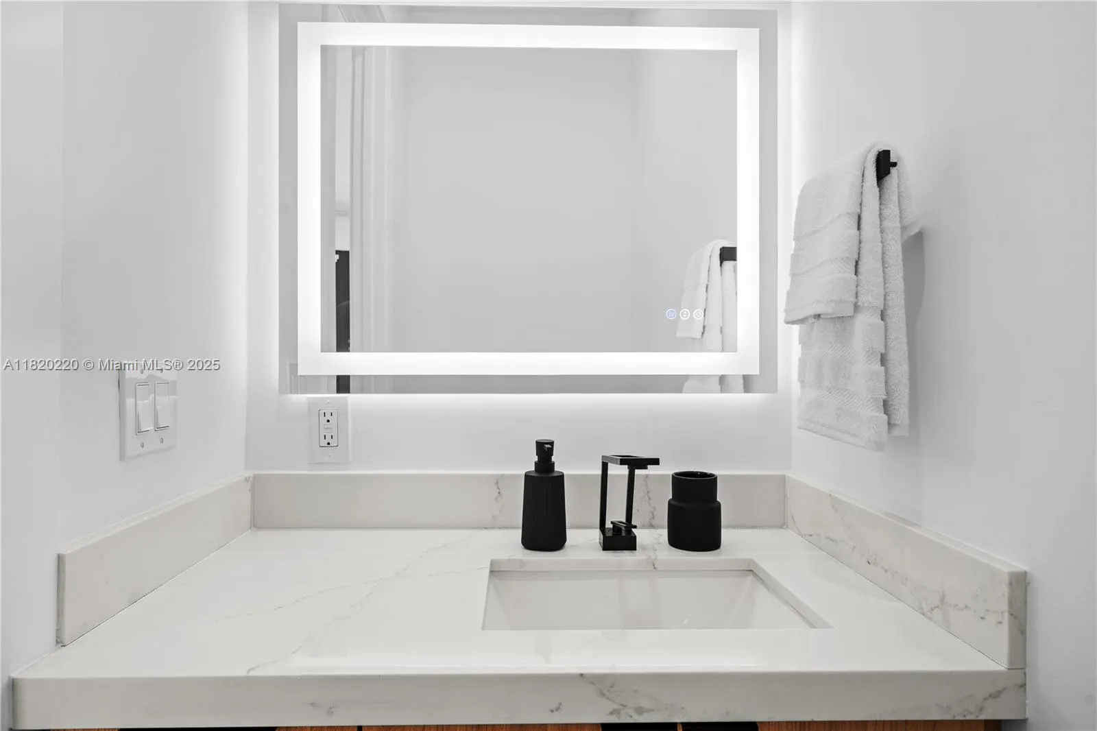 550 Nw 42nd St, Miami, Florida 33127, Miami, Florida 33127, 6 Bedrooms Bedrooms, ,5 BathroomsBathrooms,Residential Lease,For Rent,550 Nw 42nd St, Miami, Florida 33127,A11820220