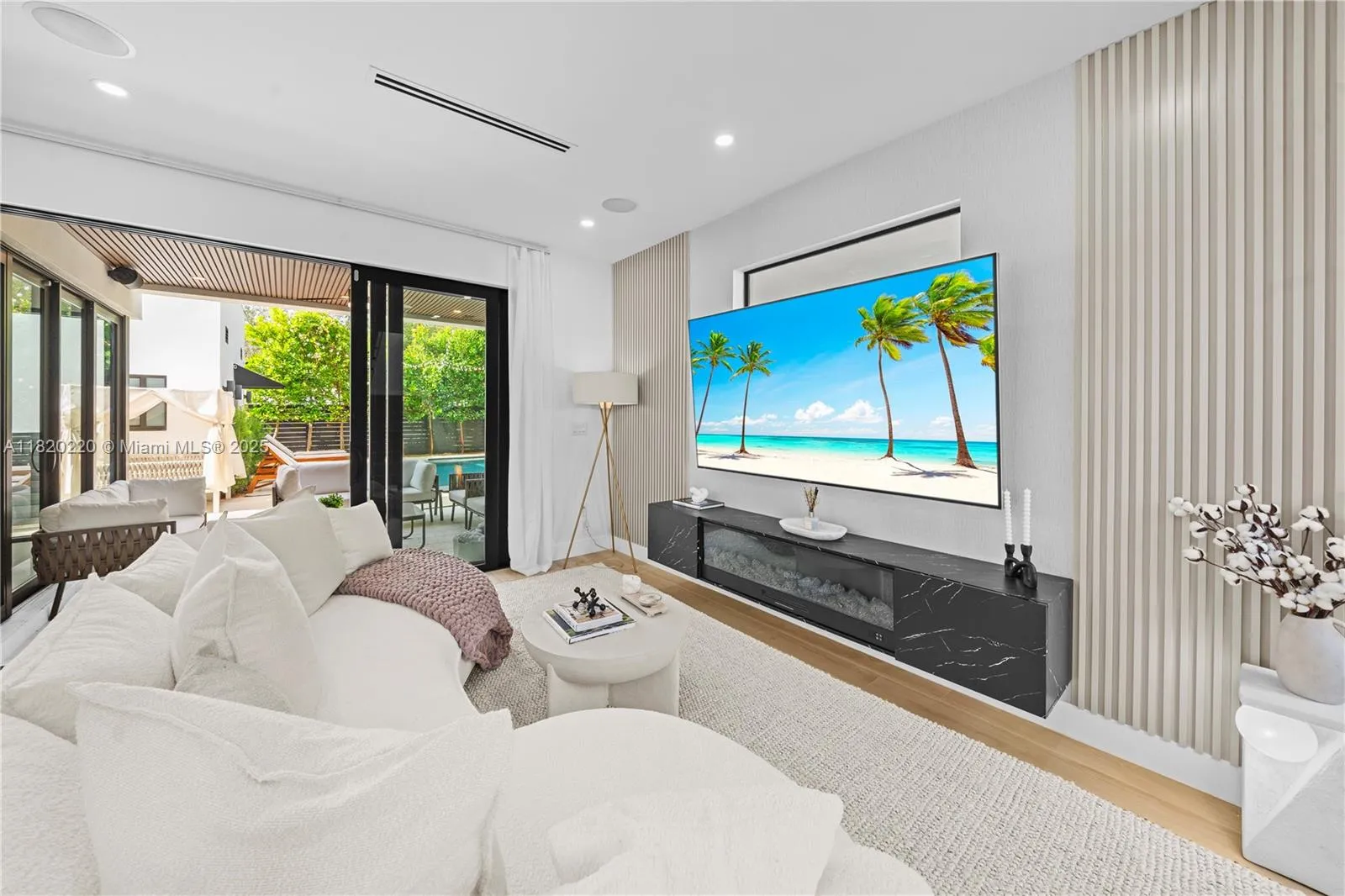 550 Nw 42nd St, Miami, Florida 33127, Miami, Florida 33127, 6 Bedrooms Bedrooms, ,5 BathroomsBathrooms,Residential Lease,For Rent,550 Nw 42nd St, Miami, Florida 33127,A11820220