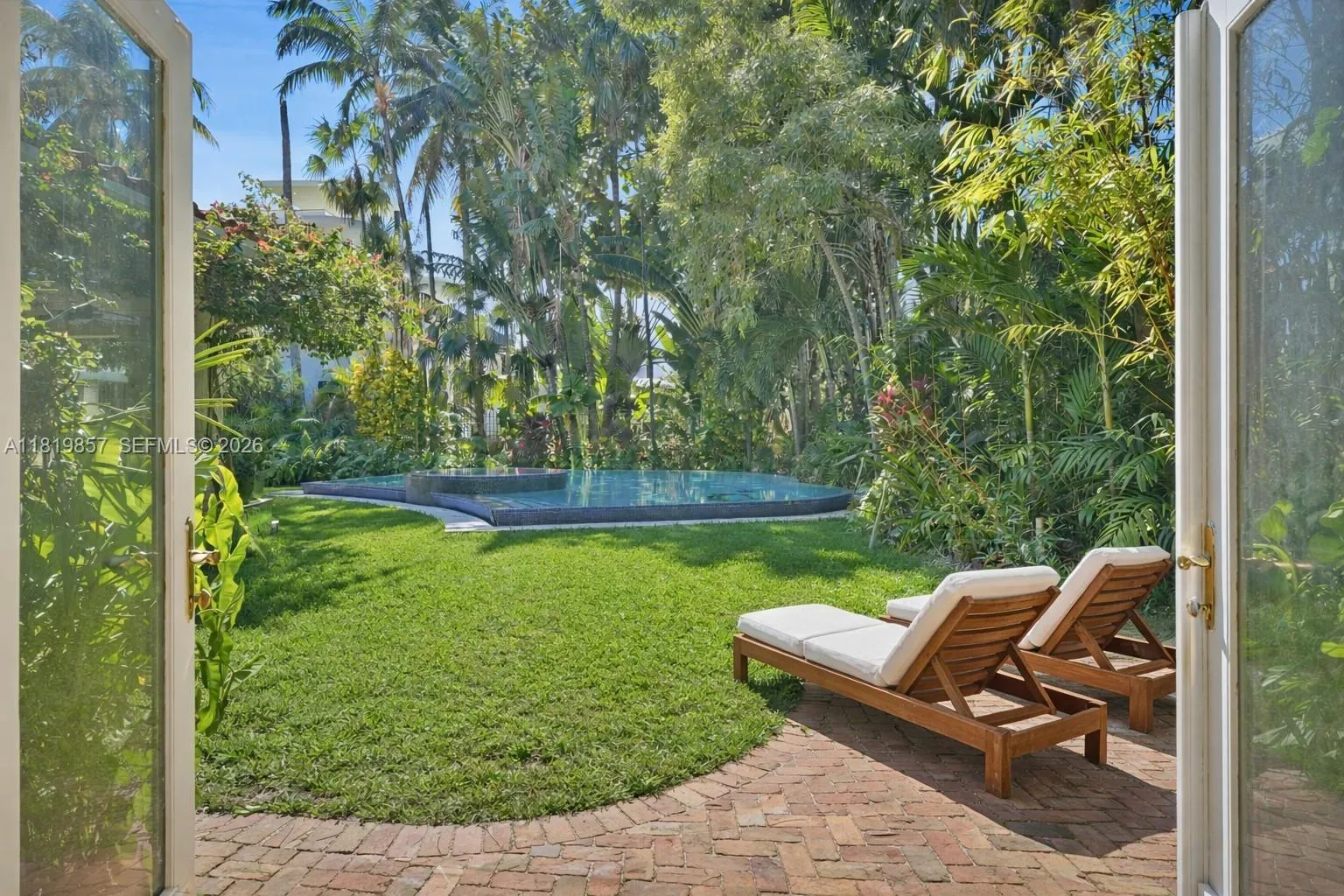 2050 Alton Rd, Miami Beach, Florida 33140, Miami Beach, Florida 33140, 4 Bedrooms Bedrooms, ,3 BathroomsBathrooms,Residential,For Sale,2050 Alton Rd, Miami Beach, Florida 33140,A11819857