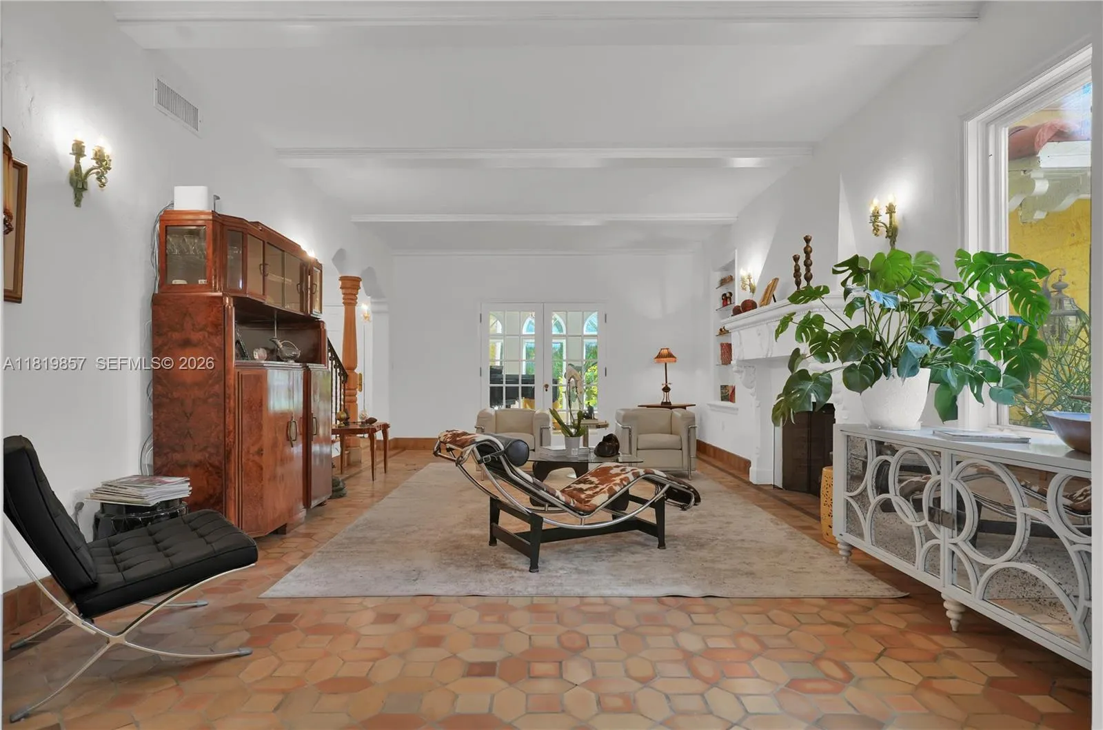 2050 Alton Rd, Miami Beach, Florida 33140, Miami Beach, Florida 33140, 4 Bedrooms Bedrooms, ,3 BathroomsBathrooms,Residential,For Sale,2050 Alton Rd, Miami Beach, Florida 33140,A11819857