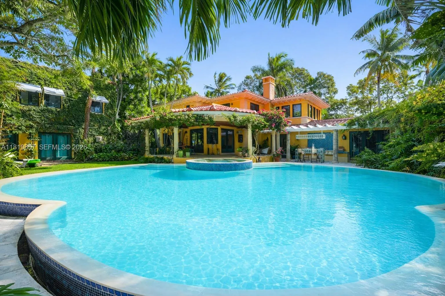 2050 Alton Rd, Miami Beach, Florida 33140, Miami Beach, Florida 33140, 4 Bedrooms Bedrooms, ,3 BathroomsBathrooms,Residential,For Sale,2050 Alton Rd, Miami Beach, Florida 33140,A11819857