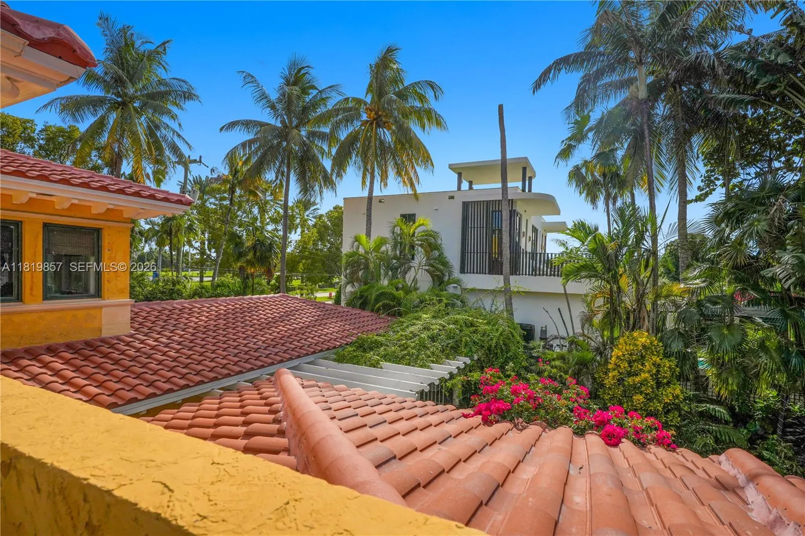 2050 Alton Rd, Miami Beach, Florida 33140, Miami Beach, Florida 33140, 4 Bedrooms Bedrooms, ,3 BathroomsBathrooms,Residential,For Sale,2050 Alton Rd, Miami Beach, Florida 33140,A11819857