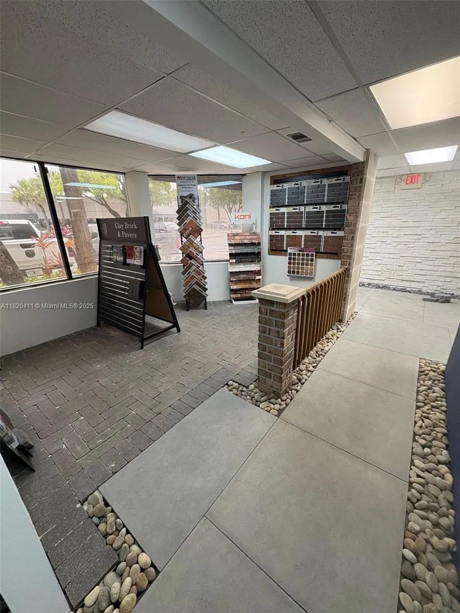 Doral, Florida 33122, ,Commercial Lease,For Rent,A11820411