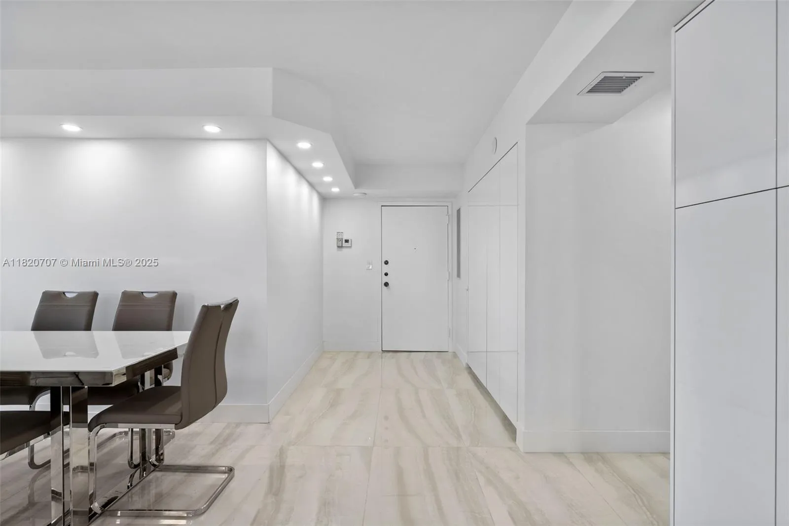 230 174th St 1119, Sunny Isles Beach, Florida 3316, Sunny Isles Beach, Florida 33160, 3 Bedrooms Bedrooms, ,2 BathroomsBathrooms,Residential,For Sale,230 174th St 1119, Sunny Isles Beach, Florida 3316,A11820707