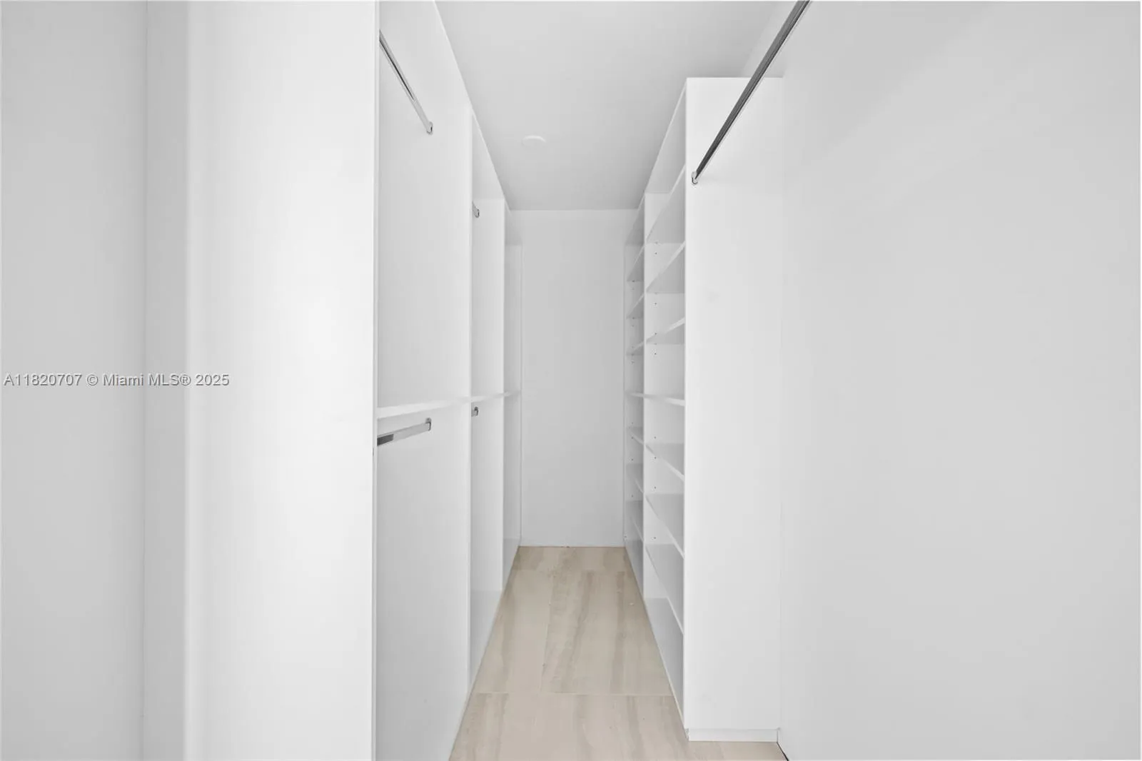 230 174th St 1119, Sunny Isles Beach, Florida 3316, Sunny Isles Beach, Florida 33160, 3 Bedrooms Bedrooms, ,2 BathroomsBathrooms,Residential,For Sale,230 174th St 1119, Sunny Isles Beach, Florida 3316,A11820707
