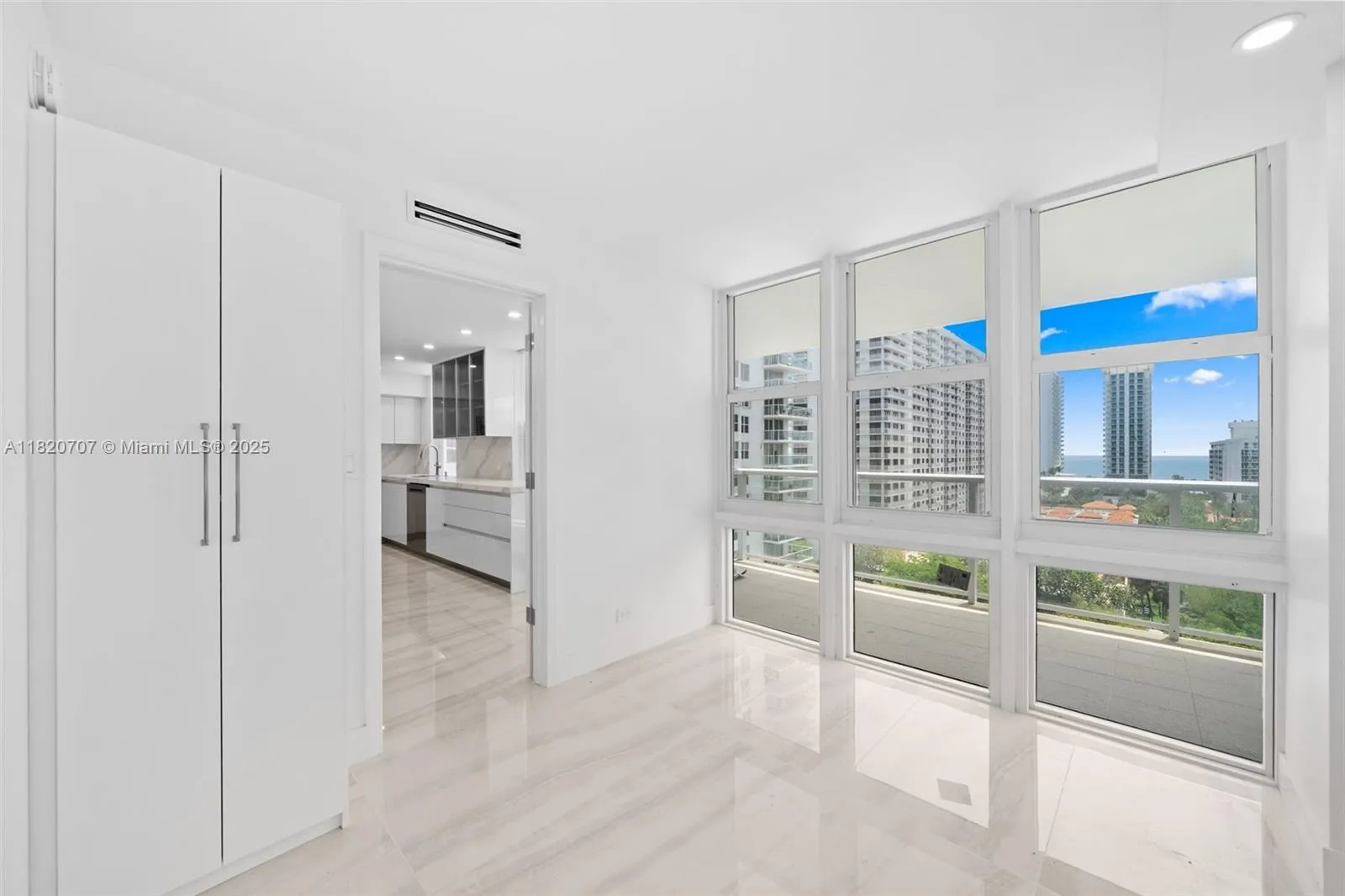 230 174th St 1119, Sunny Isles Beach, Florida 3316, Sunny Isles Beach, Florida 33160, 3 Bedrooms Bedrooms, ,2 BathroomsBathrooms,Residential,For Sale,230 174th St 1119, Sunny Isles Beach, Florida 3316,A11820707