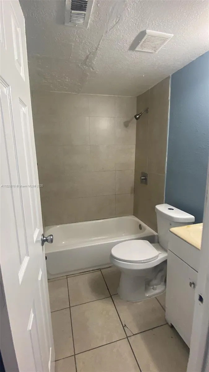 2014 Funston St, Hollywood, Florida 33020, Hollywood, Florida 33020, ,Residential Income,For Sale,2014 Funston St, Hollywood, Florida 33020,A11820818