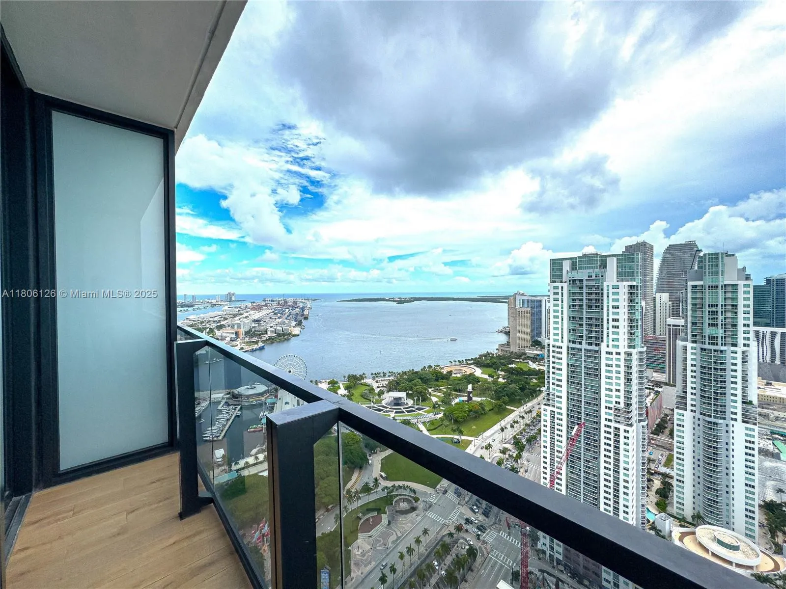 398 Ne 5th St 4316, Miami, Florida 33132, Miami, Florida 33132, ,1 BathroomBathrooms,Residential Lease,For Rent,398 Ne 5th St 4316, Miami, Florida 33132,A11806126