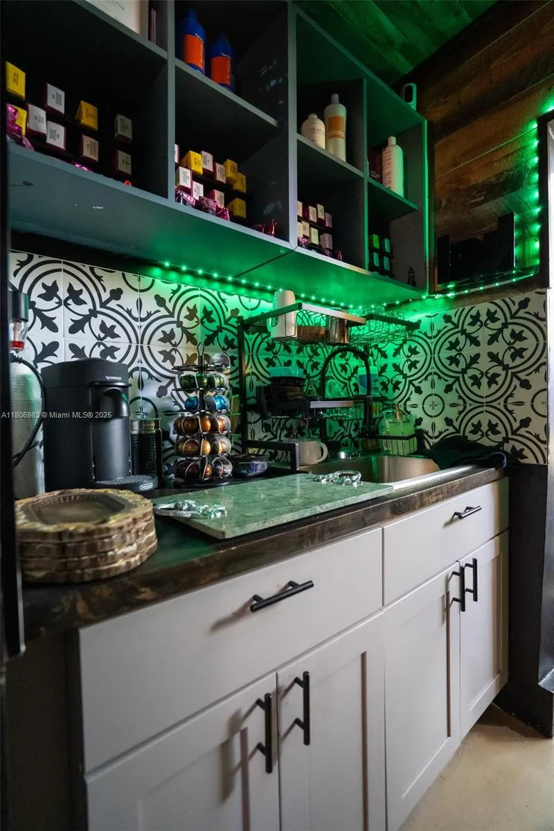 3436 N Miami Ave, Miami, Florida 33127, Miami, Florida 33127, ,Business Opportunity,For Sale,3436 N Miami Ave, Miami, Florida 33127,A11806983