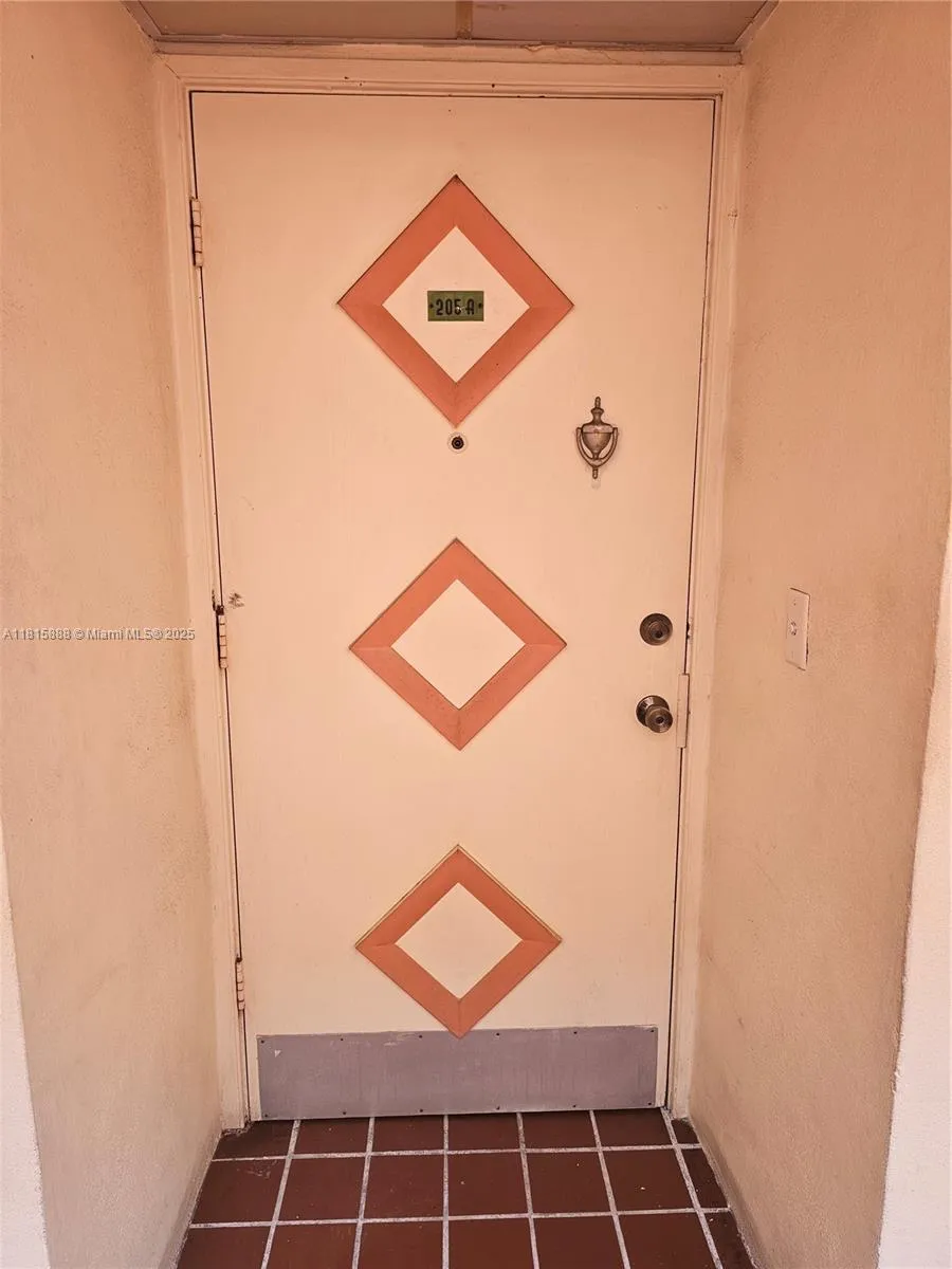 215 Se 3rd Ave 205a, Hallandale Beach, Florida 330, Hallandale Beach, Florida 33009, 2 Bedrooms Bedrooms, ,1 BathroomBathrooms,Residential Lease,For Rent,215 Se 3rd Ave 205a, Hallandale Beach, Florida 330,A11815888