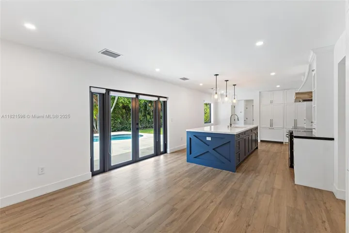 at 1460 Campamento Ave, Coral Gables, FL 33156 Unit For Sale 3 Bedrooms 3 Bathrooms MLS# A11821598 Price $2,199,000 1974