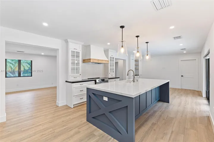 at 1460 Campamento Ave, Coral Gables, FL 33156 Unit For Sale 3 Bedrooms 3 Bathrooms MLS# A11821598 Price $2,199,000 1974
