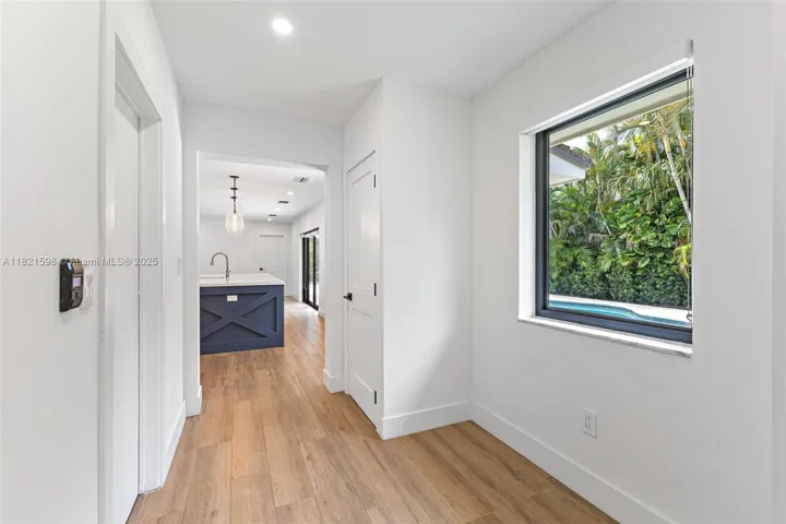 at 1460 Campamento Ave, Coral Gables, FL 33156 Unit For Sale 3 Bedrooms 3 Bathrooms MLS# A11821598 Price $2,199,000 1974