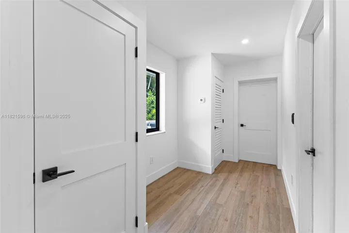 at 1460 Campamento Ave, Coral Gables, FL 33156 Unit For Sale 3 Bedrooms 3 Bathrooms MLS# A11821598 Price $2,199,000 1974