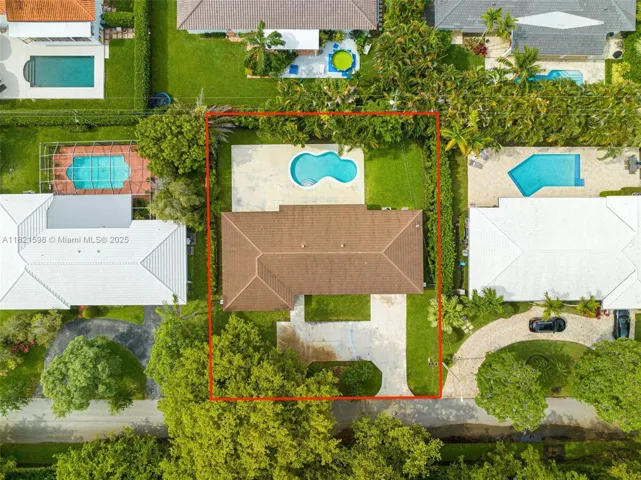 at 1460 Campamento Ave, Coral Gables, FL 33156 Unit For Sale 3 Bedrooms 3 Bathrooms MLS# A11821598 Price $2,199,000 1974