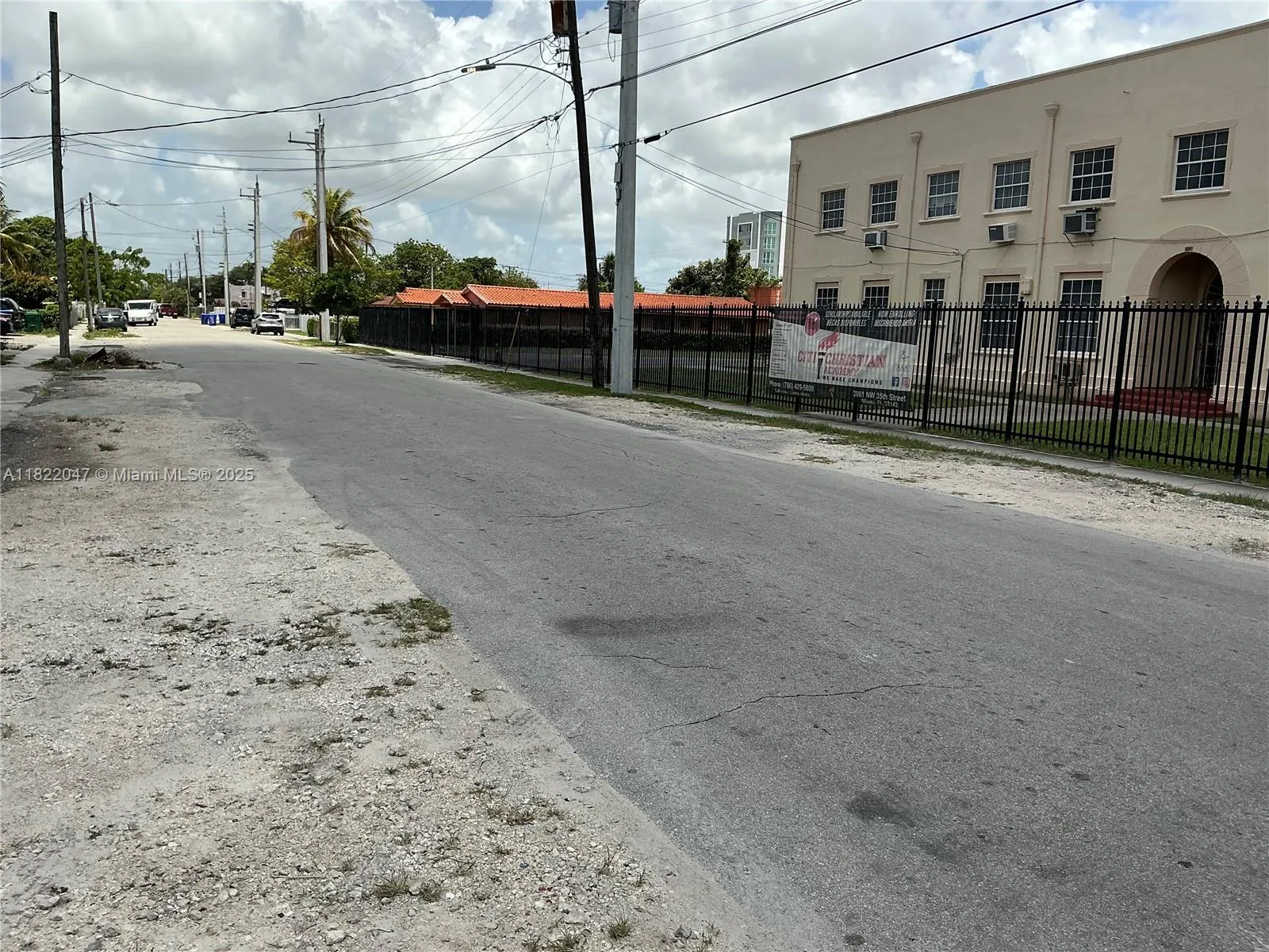 1924 Nw 35th St, Miami, Florida 33142, Miami, Florida 33142, ,Residential Income,For Sale,1924 Nw 35th St, Miami, Florida 33142,A11822047