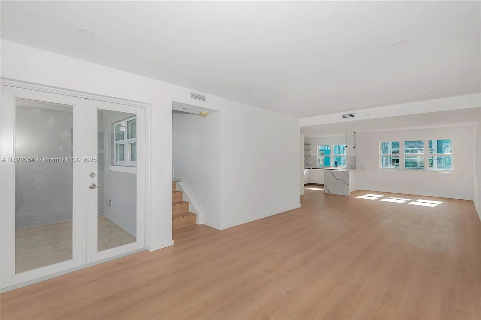 824 Se 12th Ct, Fort Lauderdale, Florida 33316, Fort Lauderdale, Florida 33316, ,Residential Income,For Sale,824 Se 12th Ct, Fort Lauderdale, Florida 33316,A11822054