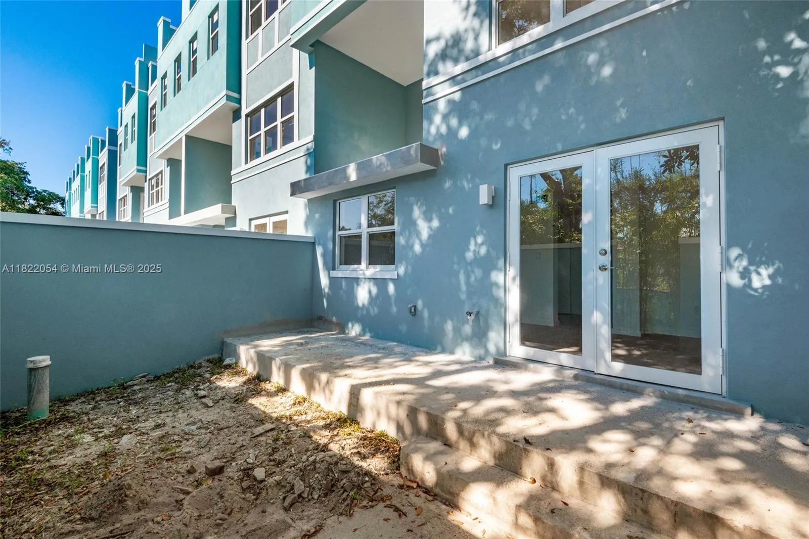 824 Se 12th Ct, Fort Lauderdale, Florida 33316, Fort Lauderdale, Florida 33316, ,Residential Income,For Sale,824 Se 12th Ct, Fort Lauderdale, Florida 33316,A11822054