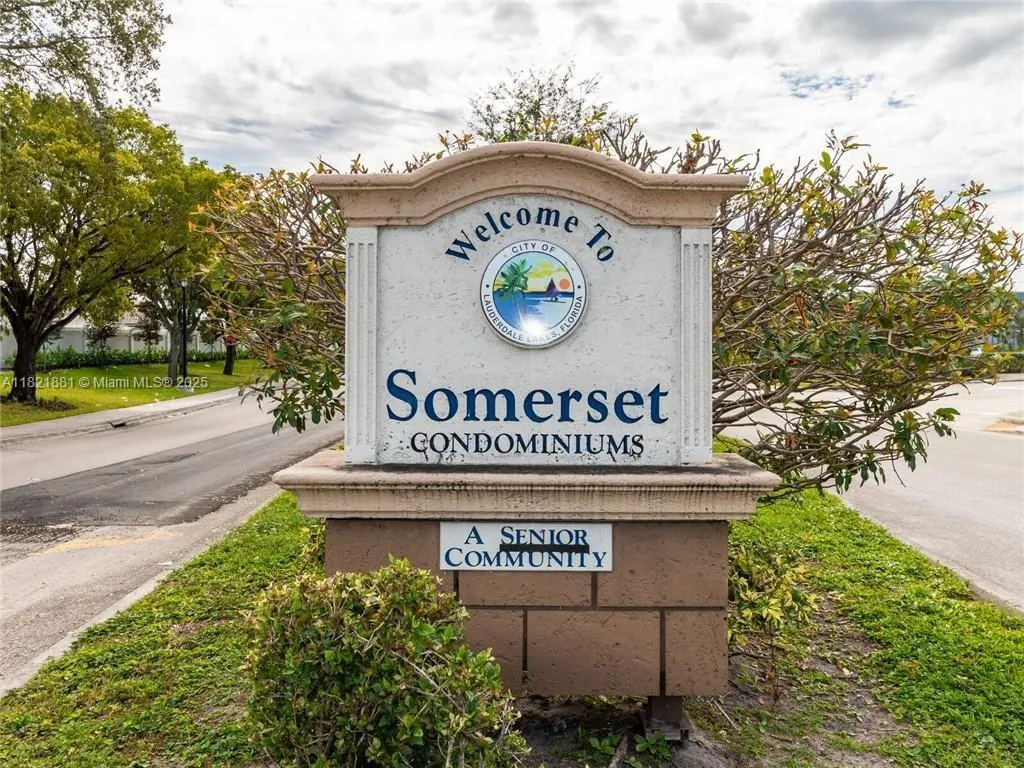 2860 Somerset Dr 210k, Lauderdale Lakes, Florida 3, Lauderdale Lakes, Florida 33311, 2 Bedrooms Bedrooms, ,2 BathroomsBathrooms,Residential,For Sale,2860 Somerset Dr 210k, Lauderdale Lakes, Florida 3,A11821881
