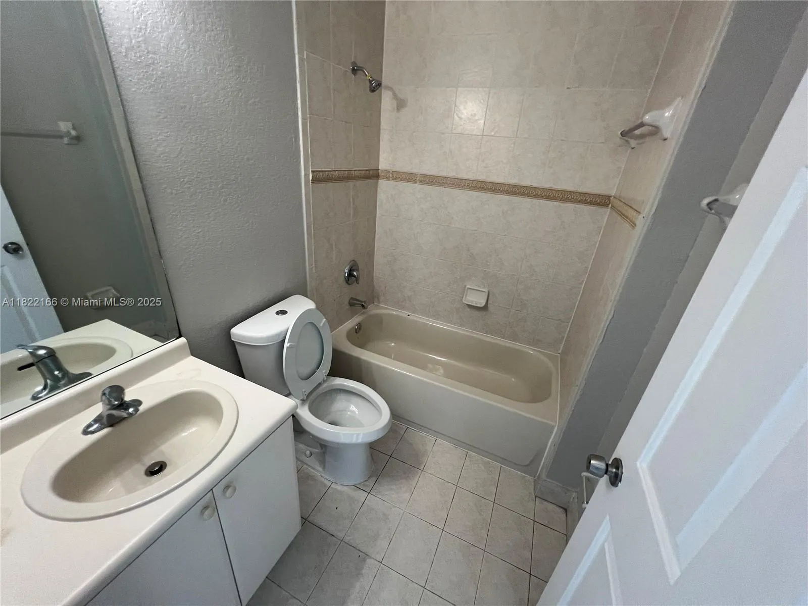 2620 Se 14th Ave 304, Homestead, Florida 33035, Homestead, Florida 33035, 3 Bedrooms Bedrooms, ,3 BathroomsBathrooms,Residential,For Sale,2620 Se 14th Ave 304, Homestead, Florida 33035,A11822166