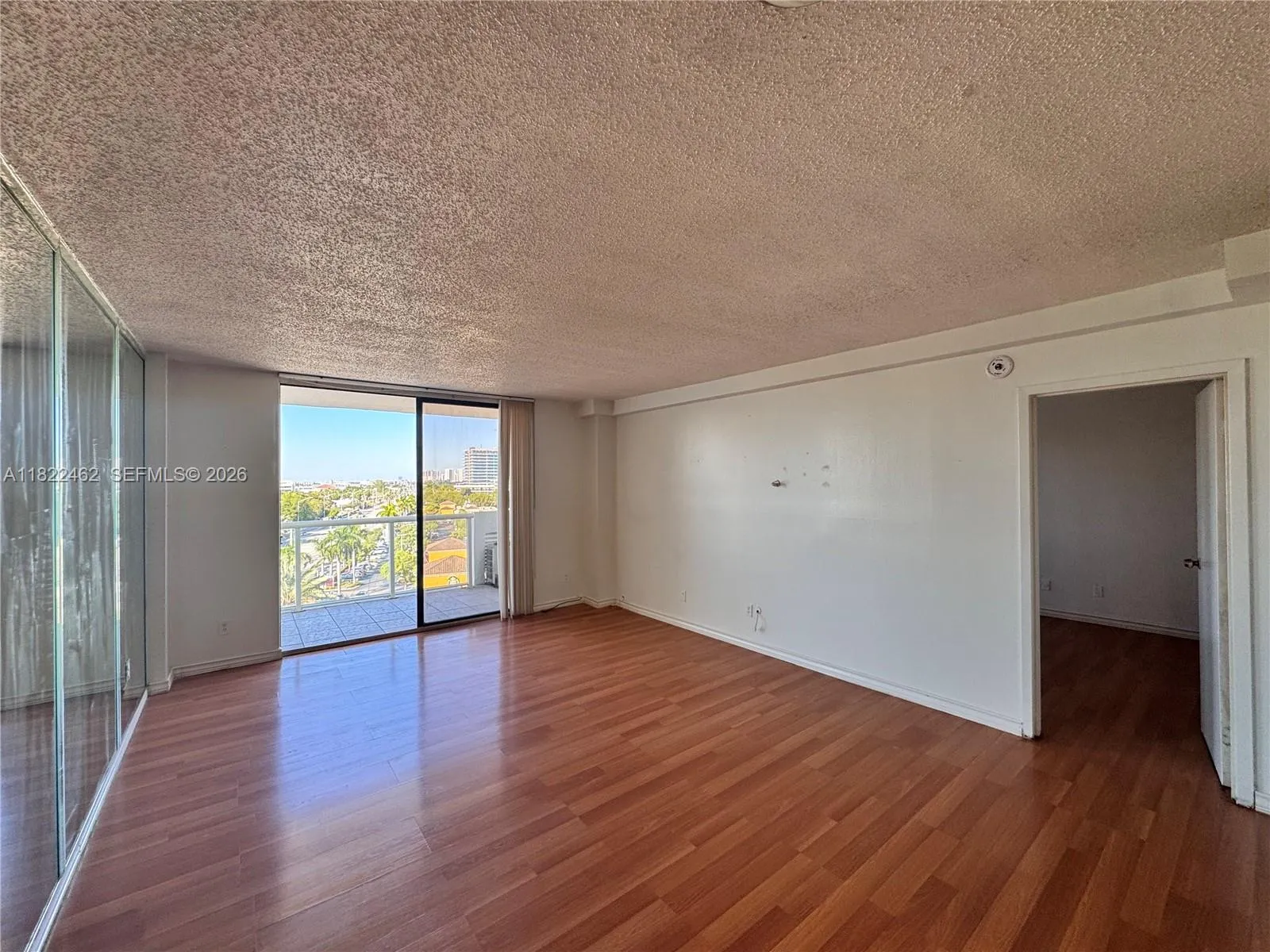 13499 Biscayne Blvd 703, North Miami, Florida 3318, North Miami, Florida 33181, 1 Bedroom Bedrooms, ,1 BathroomBathrooms,Residential,For Sale,13499 Biscayne Blvd 703, North Miami, Florida 3318,A11822462