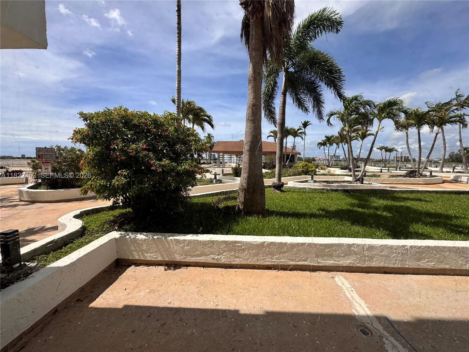 13499 Biscayne Blvd 703, North Miami, Florida 3318, North Miami, Florida 33181, 1 Bedroom Bedrooms, ,1 BathroomBathrooms,Residential,For Sale,13499 Biscayne Blvd 703, North Miami, Florida 3318,A11822462