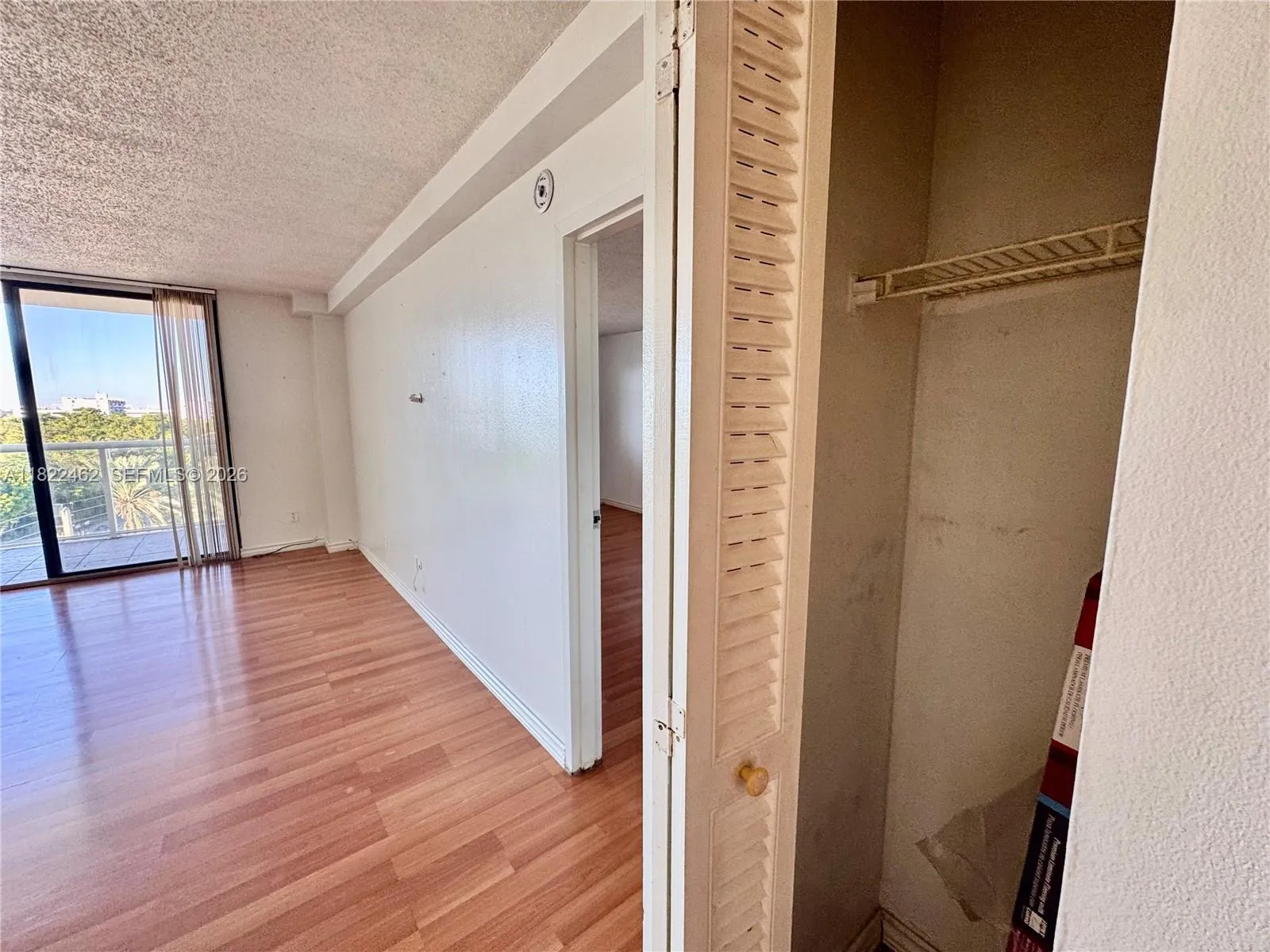 13499 Biscayne Blvd 703, North Miami, Florida 3318, North Miami, Florida 33181, 1 Bedroom Bedrooms, ,1 BathroomBathrooms,Residential,For Sale,13499 Biscayne Blvd 703, North Miami, Florida 3318,A11822462