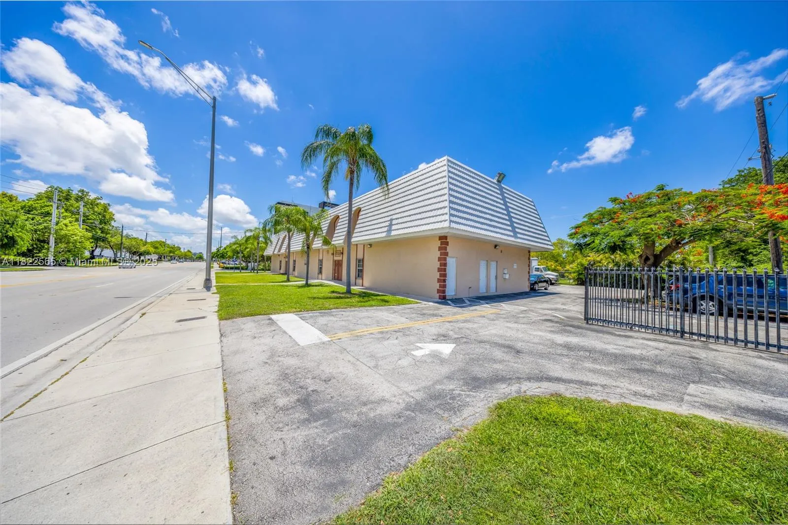9765 Sw 184th St, Palmetto Bay, Florida 33157, Palmetto Bay, Florida 33157, ,Commercial Sale,For Sale,9765 Sw 184th St, Palmetto Bay, Florida 33157,A11822565