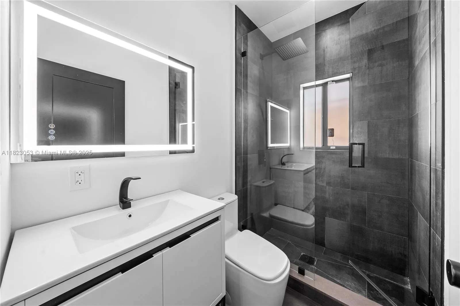 550 Nw 42nd St, Miami, Florida 33127, Miami, Florida 33127, 6 Bedrooms Bedrooms, ,5 BathroomsBathrooms,Residential,For Sale,550 Nw 42nd St, Miami, Florida 33127,A11823053