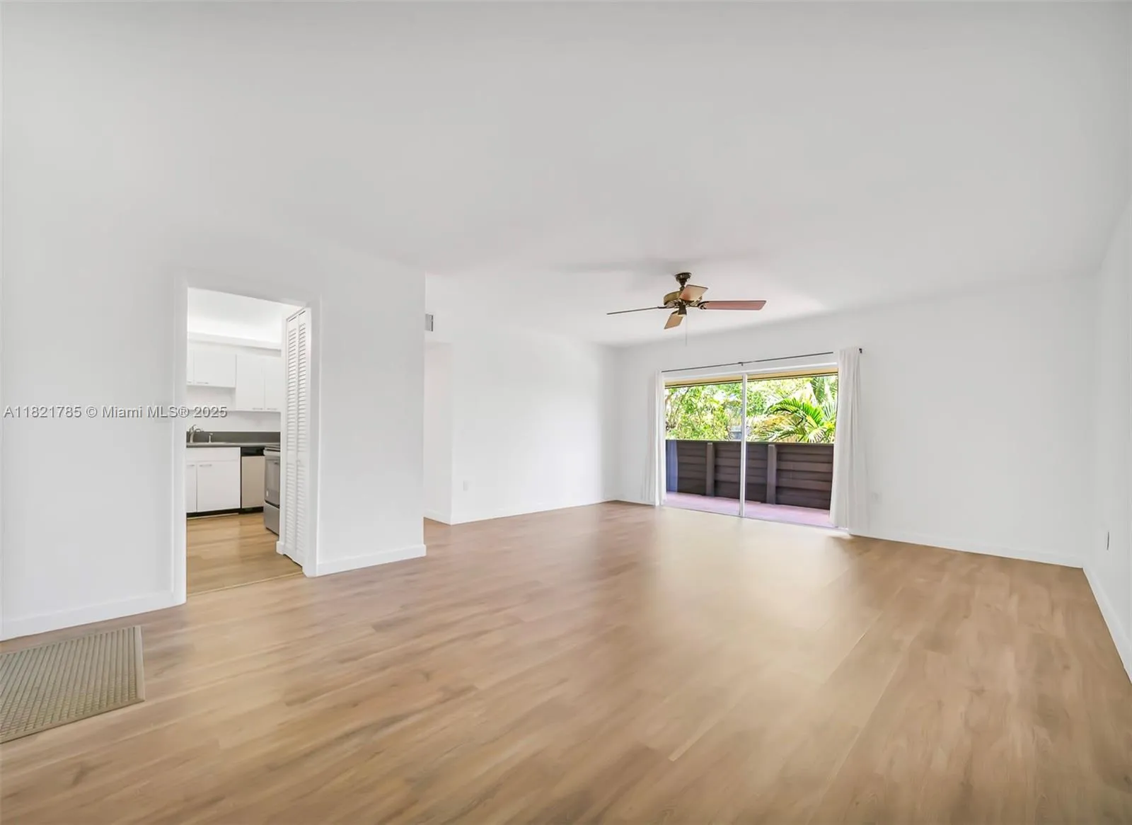 8335 Sw 72nd Ave 315d, Miami, Florida 33143, Miami, Florida 33143, 2 Bedrooms Bedrooms, ,2 BathroomsBathrooms,Residential,For Sale,8335 Sw 72nd Ave 315d, Miami, Florida 33143,A11821785
