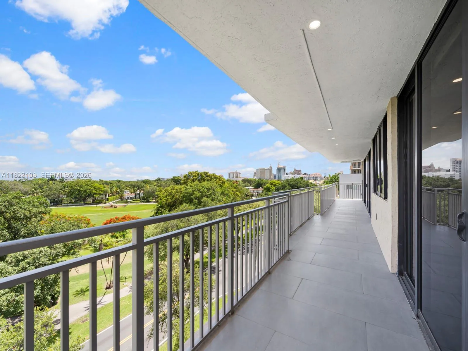 700 Coral Way 5, Coral Gables, Florida 33134, Coral Gables, Florida 33134, 3 Bedrooms Bedrooms, ,3 BathroomsBathrooms,Residential,For Sale,700 Coral Way 5, Coral Gables, Florida 33134,A11823103