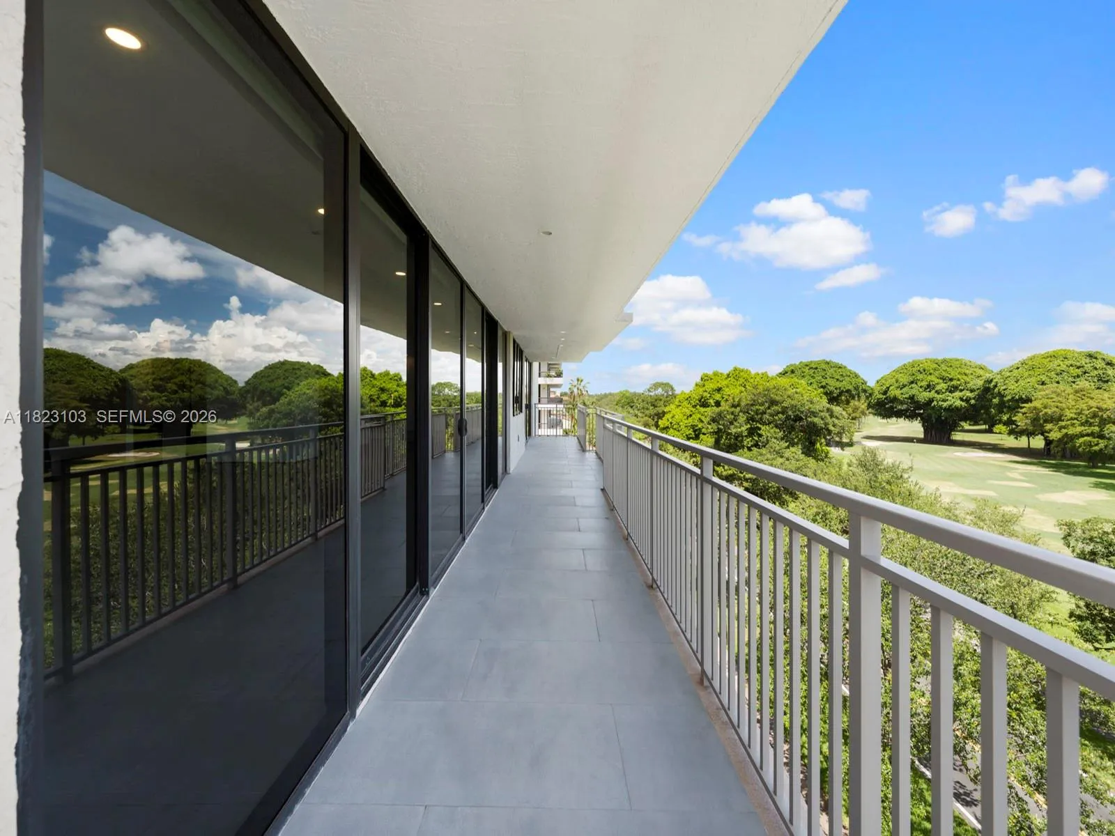 700 Coral Way 5, Coral Gables, Florida 33134, Coral Gables, Florida 33134, 3 Bedrooms Bedrooms, ,3 BathroomsBathrooms,Residential,For Sale,700 Coral Way 5, Coral Gables, Florida 33134,A11823103