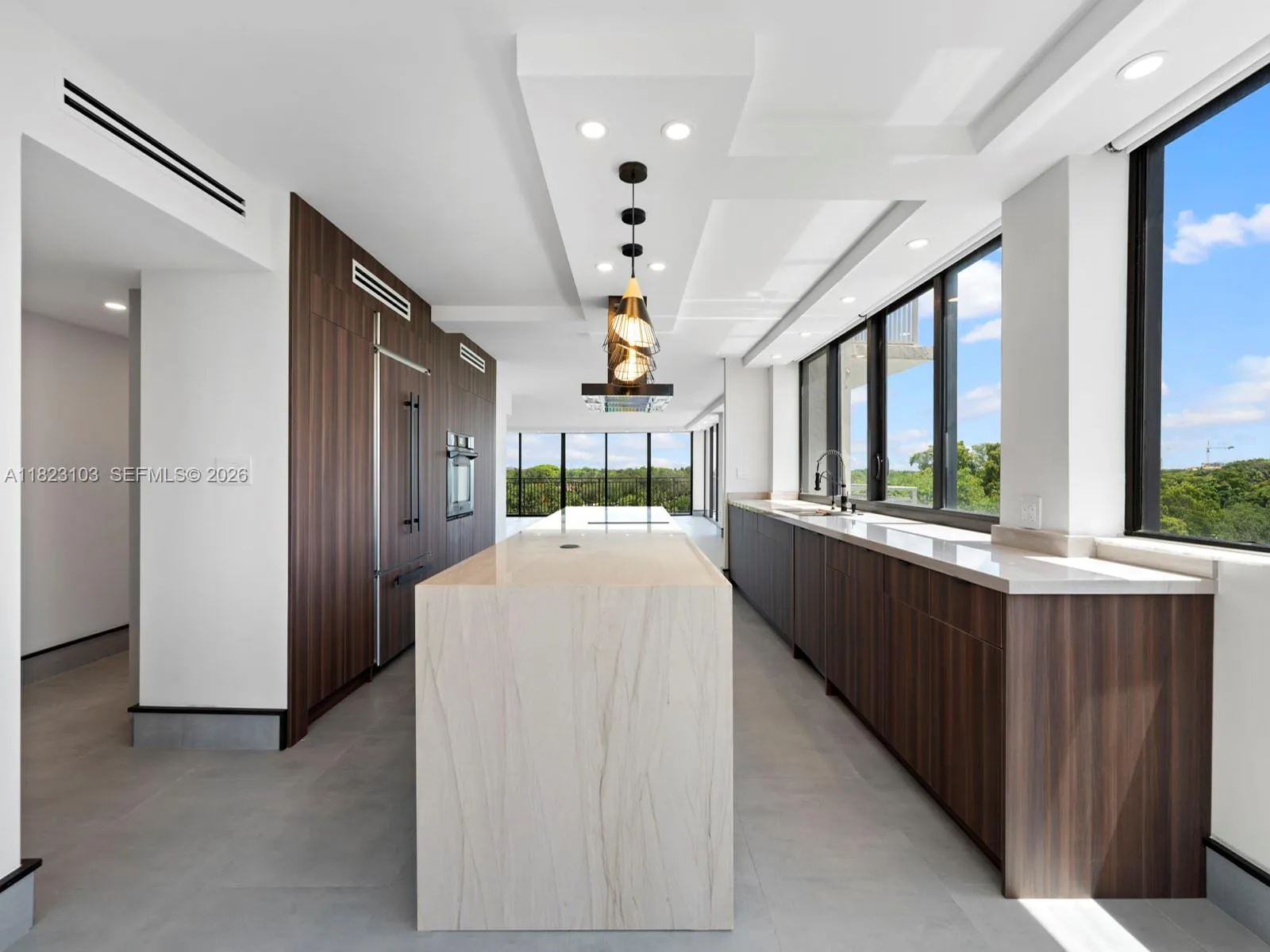 700 Coral Way 5, Coral Gables, Florida 33134, Coral Gables, Florida 33134, 3 Bedrooms Bedrooms, ,3 BathroomsBathrooms,Residential,For Sale,700 Coral Way 5, Coral Gables, Florida 33134,A11823103