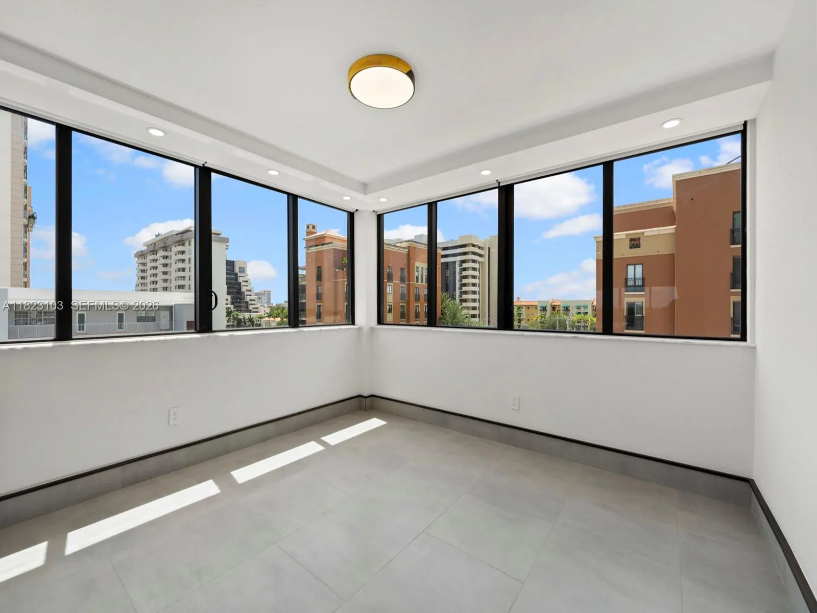 700 Coral Way 5, Coral Gables, Florida 33134, Coral Gables, Florida 33134, 3 Bedrooms Bedrooms, ,3 BathroomsBathrooms,Residential,For Sale,700 Coral Way 5, Coral Gables, Florida 33134,A11823103