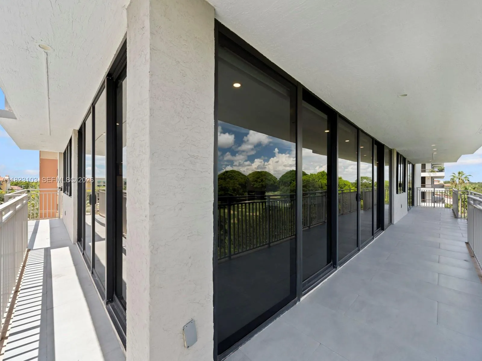 700 Coral Way 5, Coral Gables, Florida 33134, Coral Gables, Florida 33134, 3 Bedrooms Bedrooms, ,3 BathroomsBathrooms,Residential,For Sale,700 Coral Way 5, Coral Gables, Florida 33134,A11823103