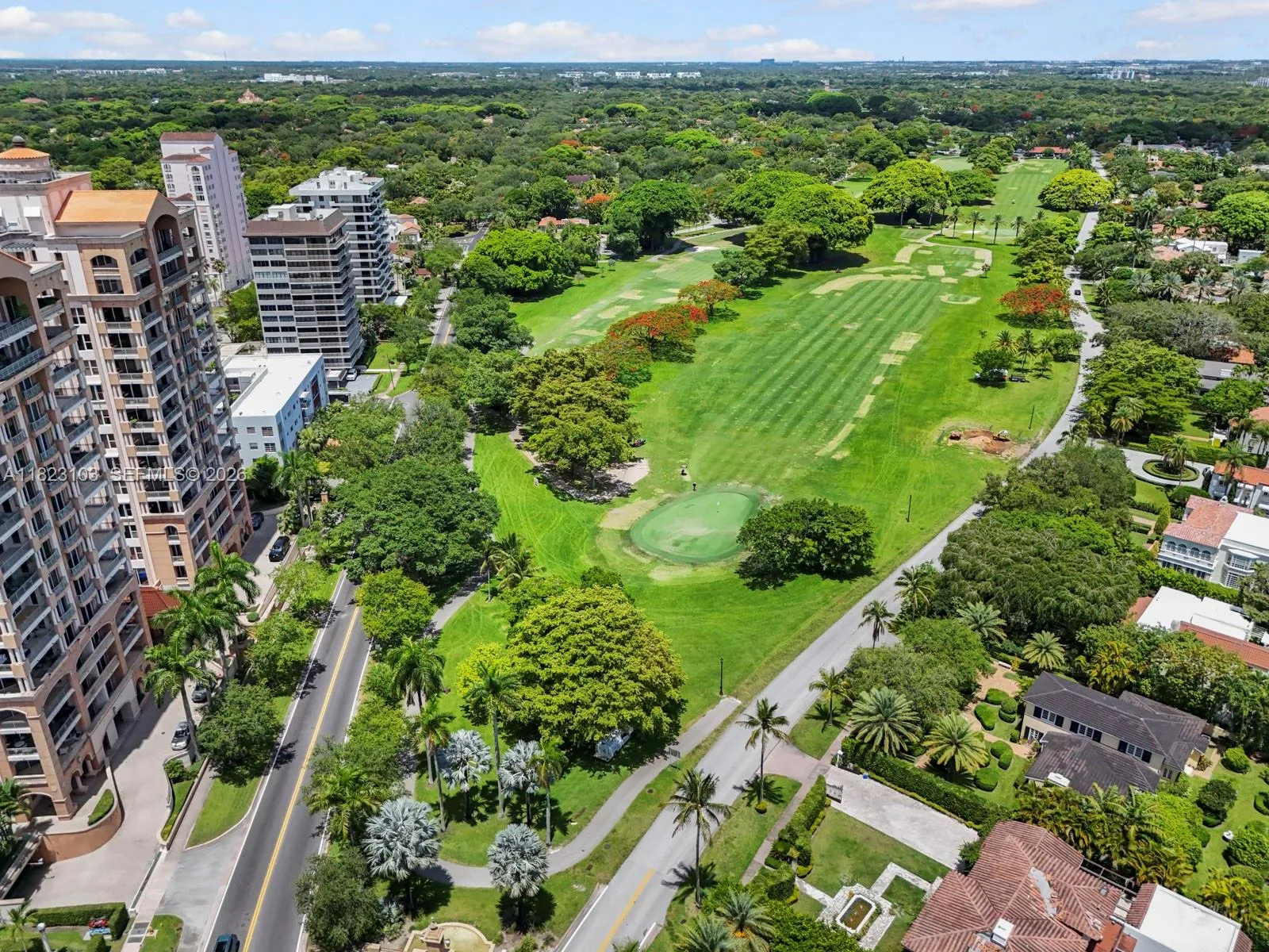 700 Coral Way 5, Coral Gables, Florida 33134, Coral Gables, Florida 33134, 3 Bedrooms Bedrooms, ,3 BathroomsBathrooms,Residential,For Sale,700 Coral Way 5, Coral Gables, Florida 33134,A11823103