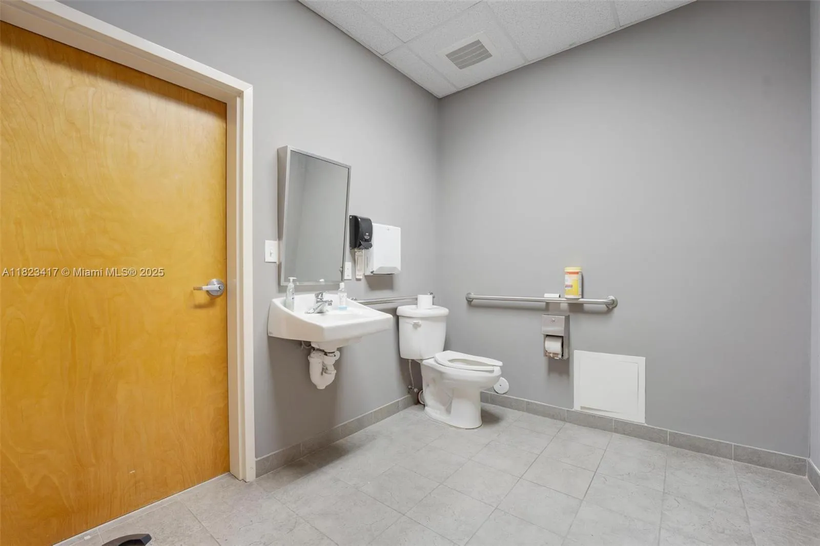 6775 Nw 15th Ave, Fort Lauderdale, Florida 33309, Fort Lauderdale, Florida 33309, ,Commercial Sale,For Sale,6775 Nw 15th Ave, Fort Lauderdale, Florida 33309,A11823417