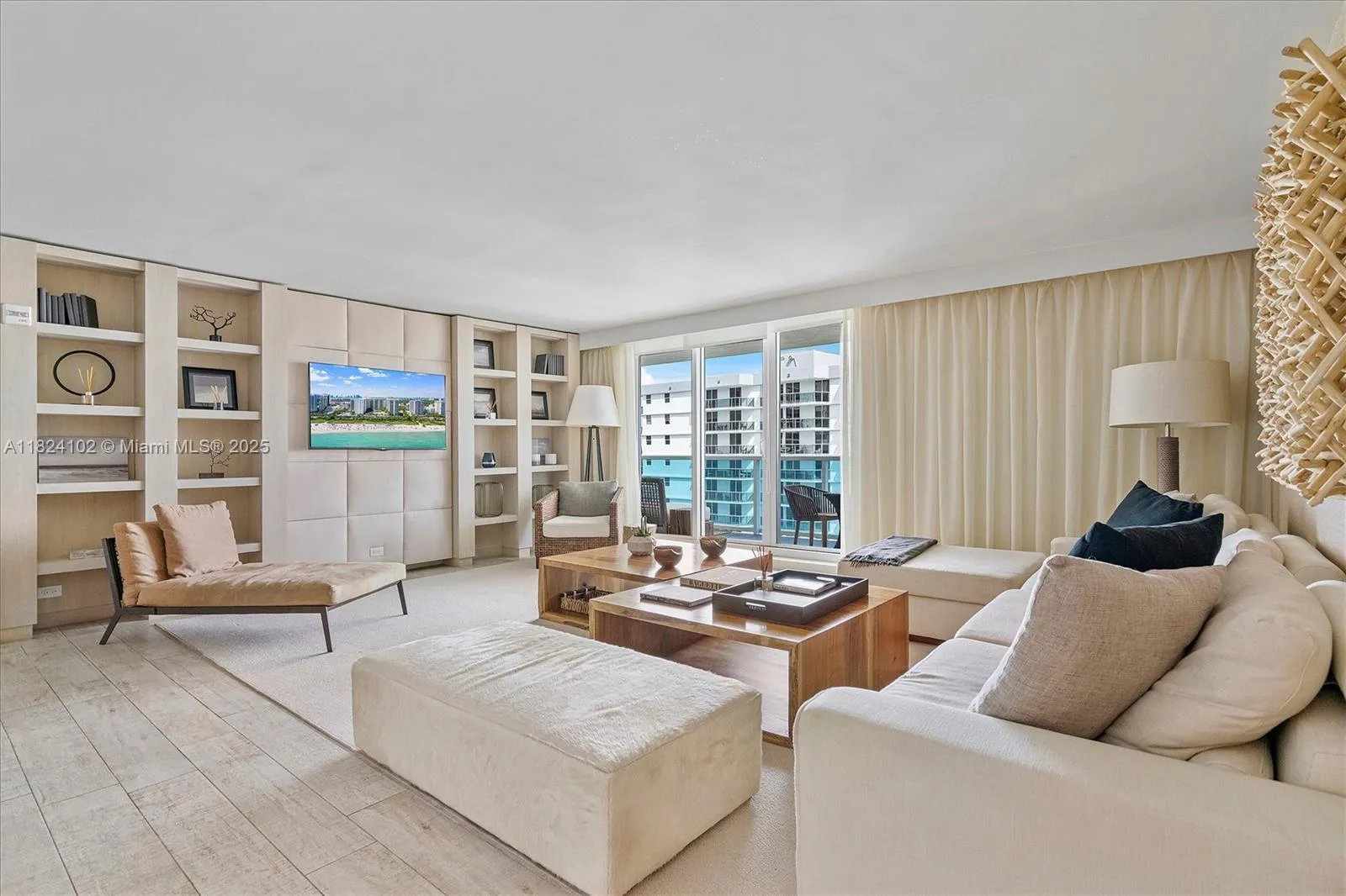 102 24th St 1415, Miami Beach, Florida 33139, Miami Beach, Florida 33139, 3 Bedrooms Bedrooms, ,3 BathroomsBathrooms,Residential,For Sale,102 24th St 1415, Miami Beach, Florida 33139,A11824102
