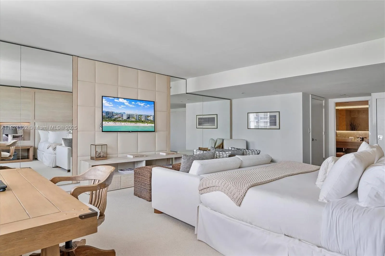 102 24th St 1415, Miami Beach, Florida 33139, Miami Beach, Florida 33139, 3 Bedrooms Bedrooms, ,3 BathroomsBathrooms,Residential,For Sale,102 24th St 1415, Miami Beach, Florida 33139,A11824102