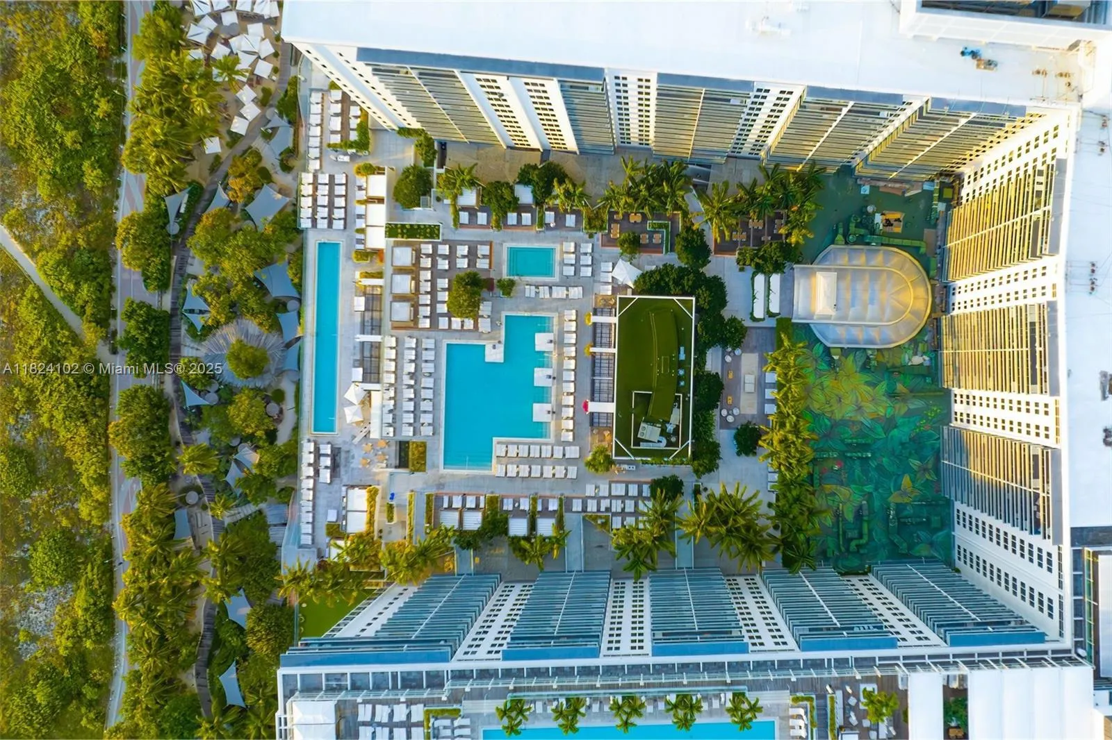 102 24th St 1415, Miami Beach, Florida 33139, Miami Beach, Florida 33139, 3 Bedrooms Bedrooms, ,3 BathroomsBathrooms,Residential,For Sale,102 24th St 1415, Miami Beach, Florida 33139,A11824102