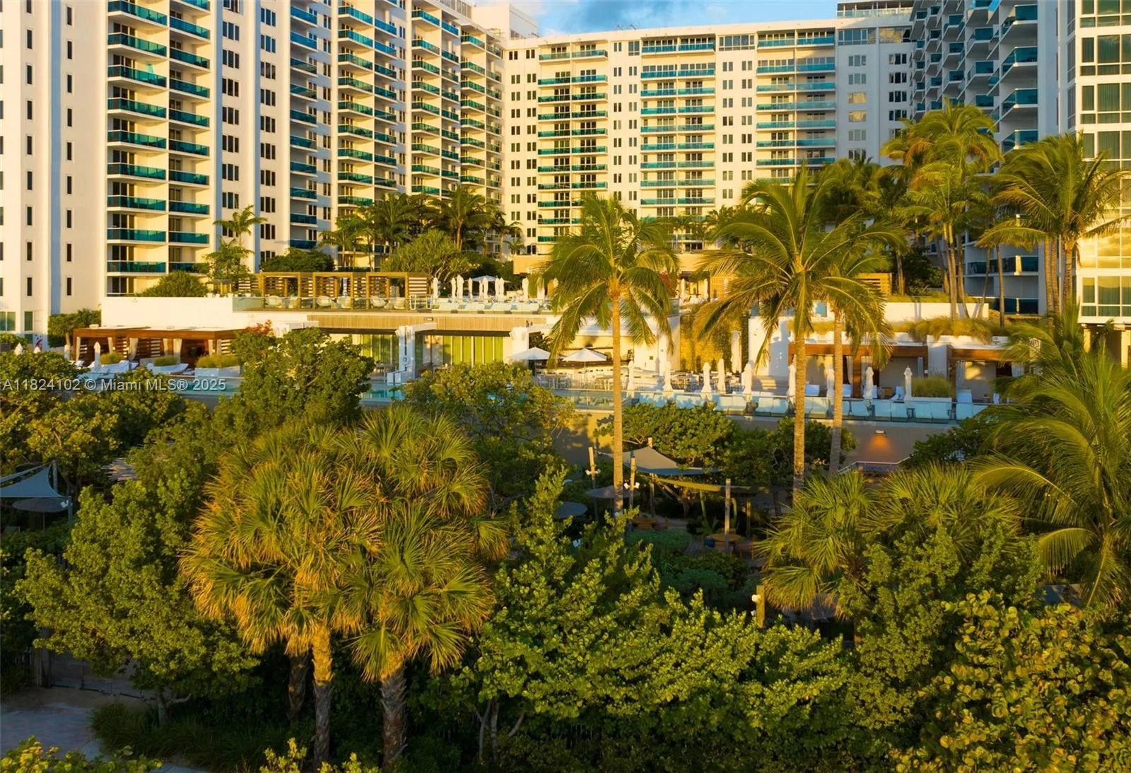 102 24th St 1415, Miami Beach, Florida 33139, Miami Beach, Florida 33139, 3 Bedrooms Bedrooms, ,3 BathroomsBathrooms,Residential,For Sale,102 24th St 1415, Miami Beach, Florida 33139,A11824102