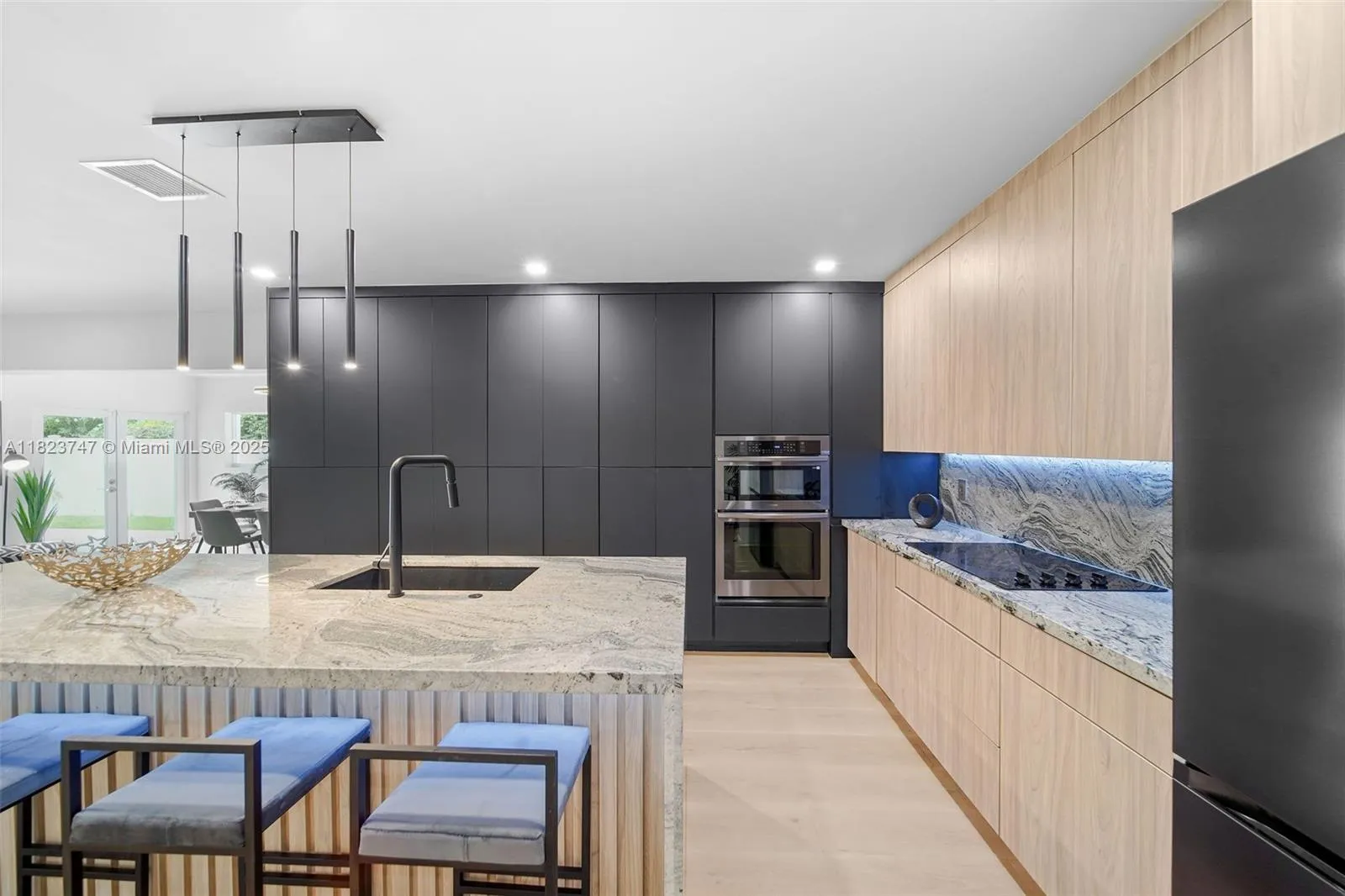 11530 Ne 7th Ave, Biscayne Park, Florida 33161, Biscayne Park, Florida 33161, 4 Bedrooms Bedrooms, ,3 BathroomsBathrooms,Residential,For Sale,11530 Ne 7th Ave, Biscayne Park, Florida 33161,A11823747