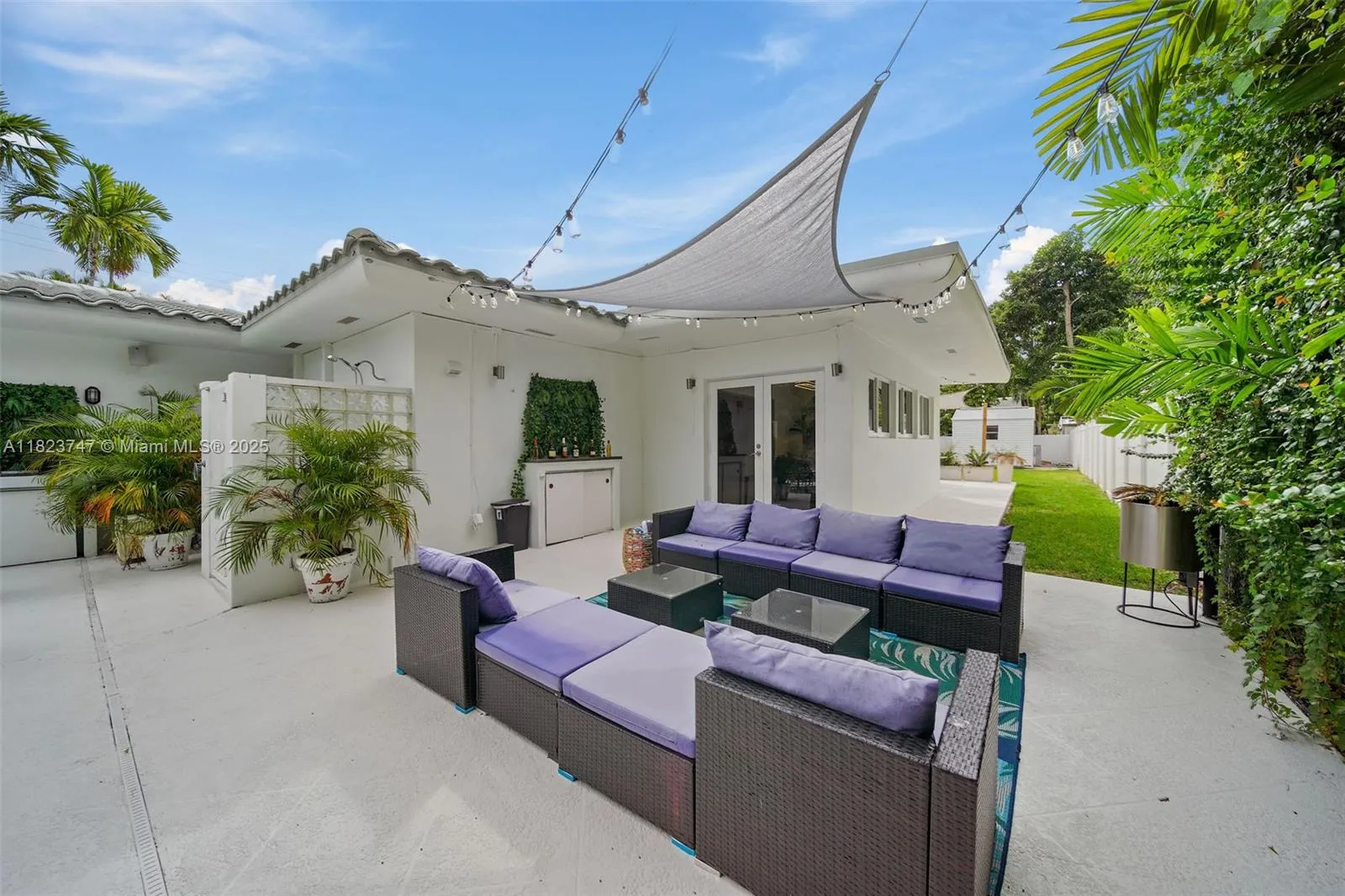 11530 Ne 7th Ave, Biscayne Park, Florida 33161, Biscayne Park, Florida 33161, 4 Bedrooms Bedrooms, ,3 BathroomsBathrooms,Residential,For Sale,11530 Ne 7th Ave, Biscayne Park, Florida 33161,A11823747