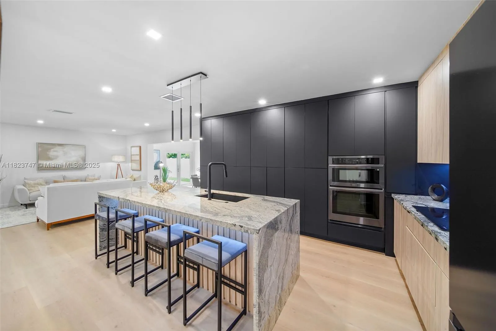 11530 Ne 7th Ave, Biscayne Park, Florida 33161, Biscayne Park, Florida 33161, 4 Bedrooms Bedrooms, ,3 BathroomsBathrooms,Residential,For Sale,11530 Ne 7th Ave, Biscayne Park, Florida 33161,A11823747