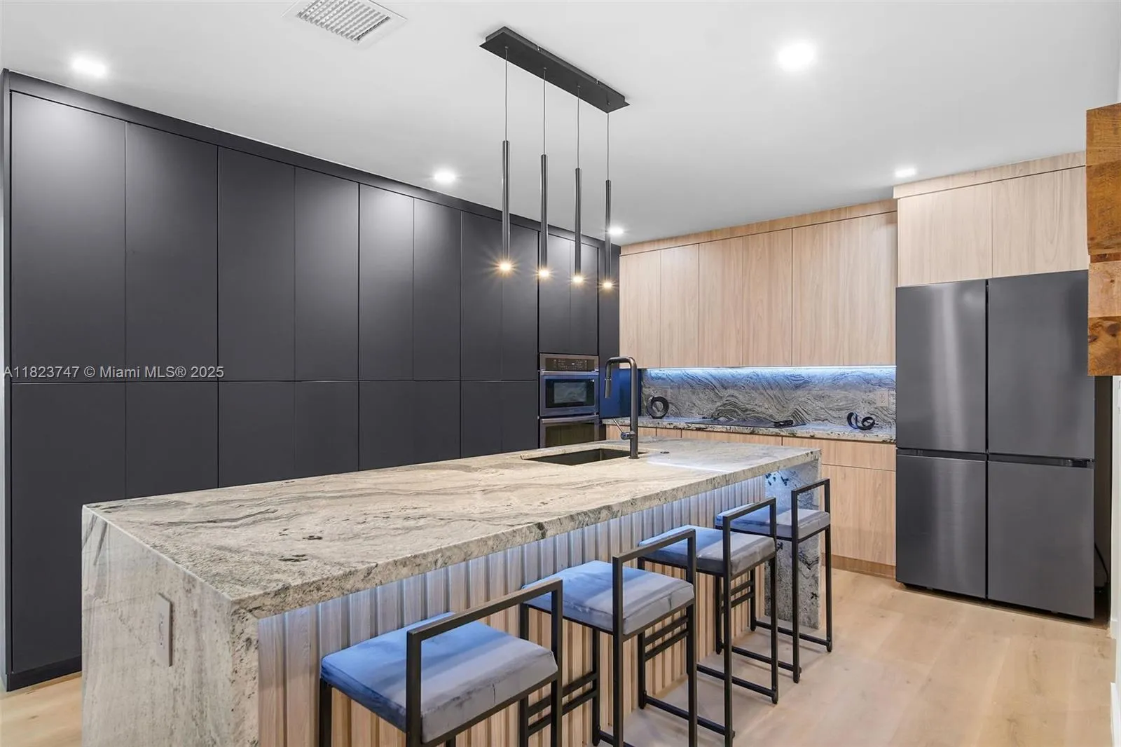 11530 Ne 7th Ave, Biscayne Park, Florida 33161, Biscayne Park, Florida 33161, 4 Bedrooms Bedrooms, ,3 BathroomsBathrooms,Residential,For Sale,11530 Ne 7th Ave, Biscayne Park, Florida 33161,A11823747