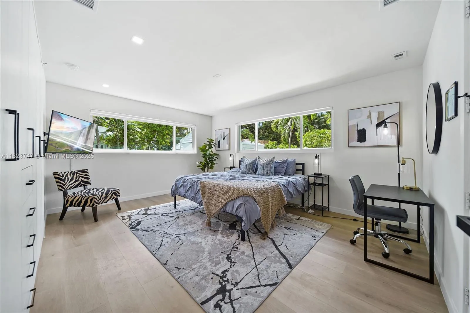 11530 Ne 7th Ave, Biscayne Park, Florida 33161, Biscayne Park, Florida 33161, 4 Bedrooms Bedrooms, ,3 BathroomsBathrooms,Residential,For Sale,11530 Ne 7th Ave, Biscayne Park, Florida 33161,A11823747