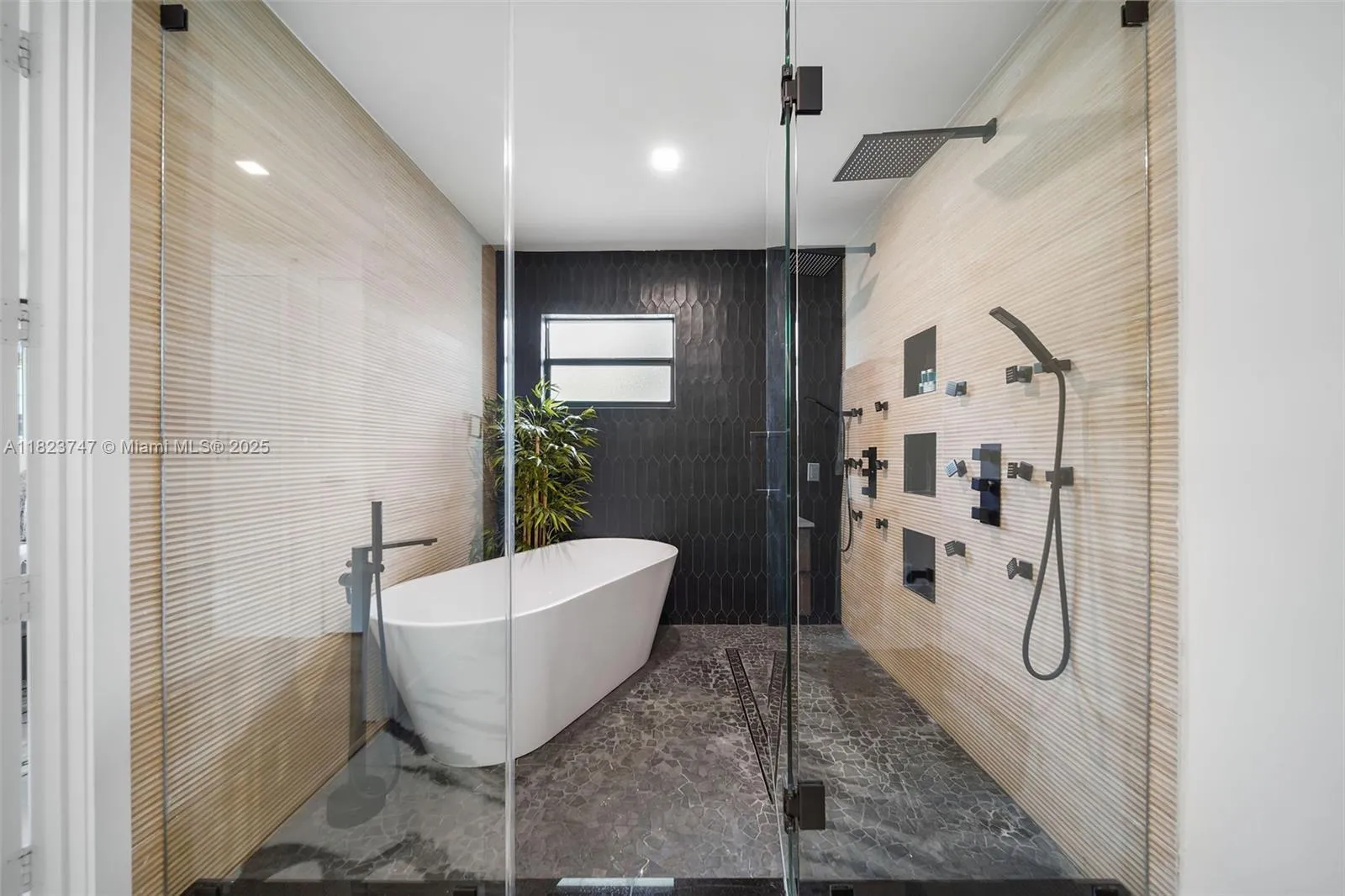 11530 Ne 7th Ave, Biscayne Park, Florida 33161, Biscayne Park, Florida 33161, 4 Bedrooms Bedrooms, ,3 BathroomsBathrooms,Residential,For Sale,11530 Ne 7th Ave, Biscayne Park, Florida 33161,A11823747