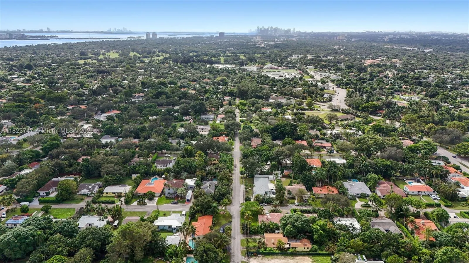 11530 Ne 7th Ave, Biscayne Park, Florida 33161, Biscayne Park, Florida 33161, 4 Bedrooms Bedrooms, ,3 BathroomsBathrooms,Residential,For Sale,11530 Ne 7th Ave, Biscayne Park, Florida 33161,A11823747
