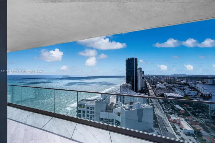 at 18975 Collins Ave, Sunny Isles Beach, FL 33160 Unit For Rent 2 Bedrooms 2 Bathrooms MLS# A11824664 Price $14,900 1500